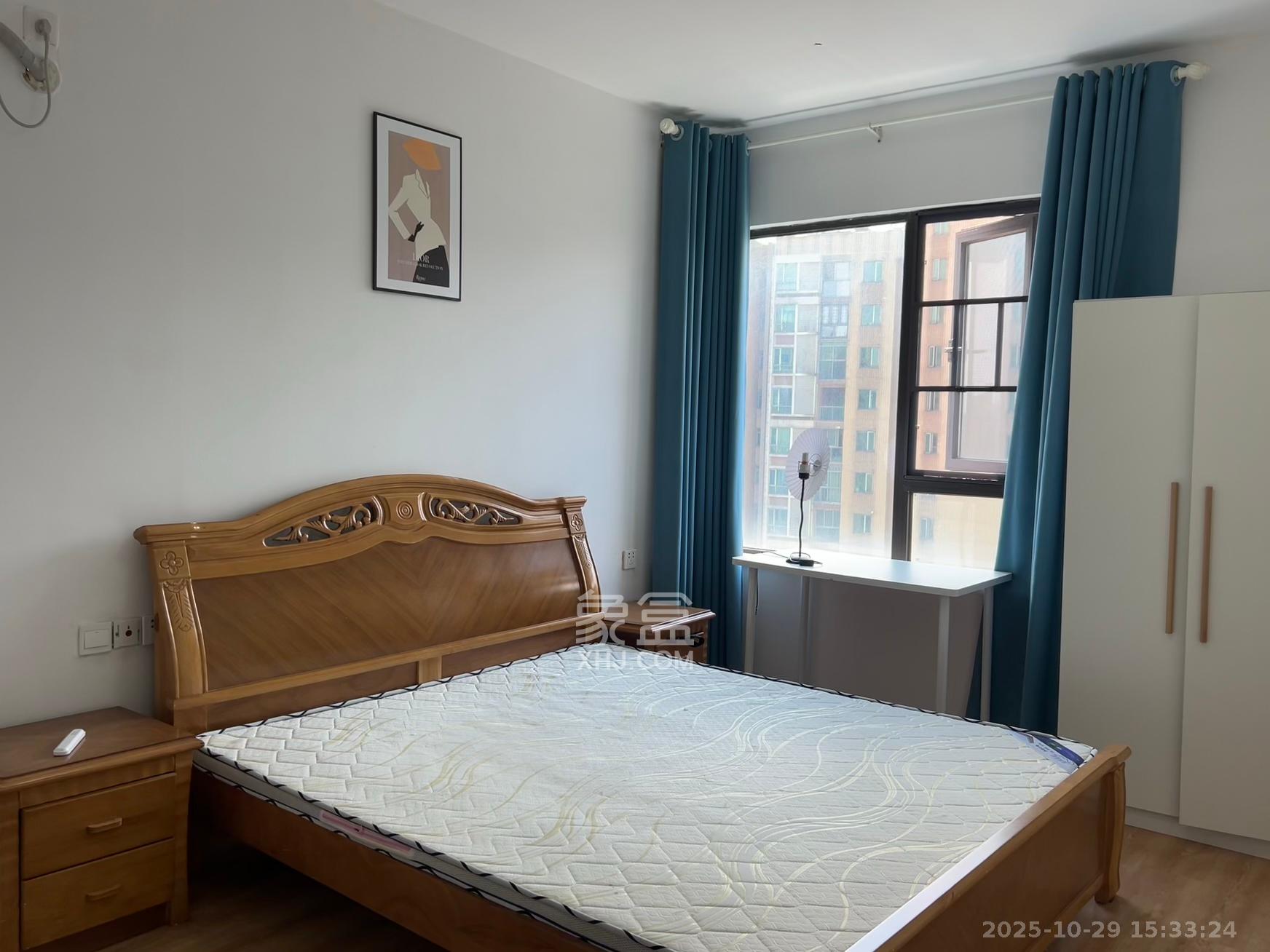 保利大都汇一期、二期  4室2厅2卫    3300.0元/月室内图