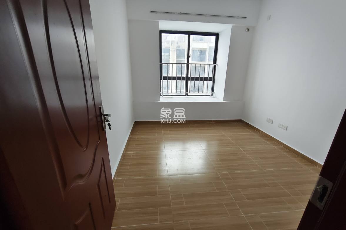 道客和悦嘉园 5室2厅1卫 3000.0元/月 道客和悦嘉园 5室2厅1卫 3000.0元/月室内图