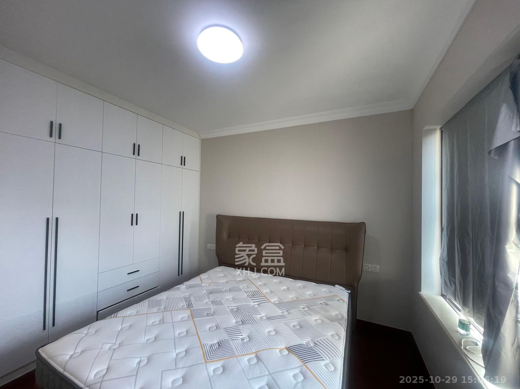 中海珑悦府  4室2厅2卫    3000.0元/月室内图