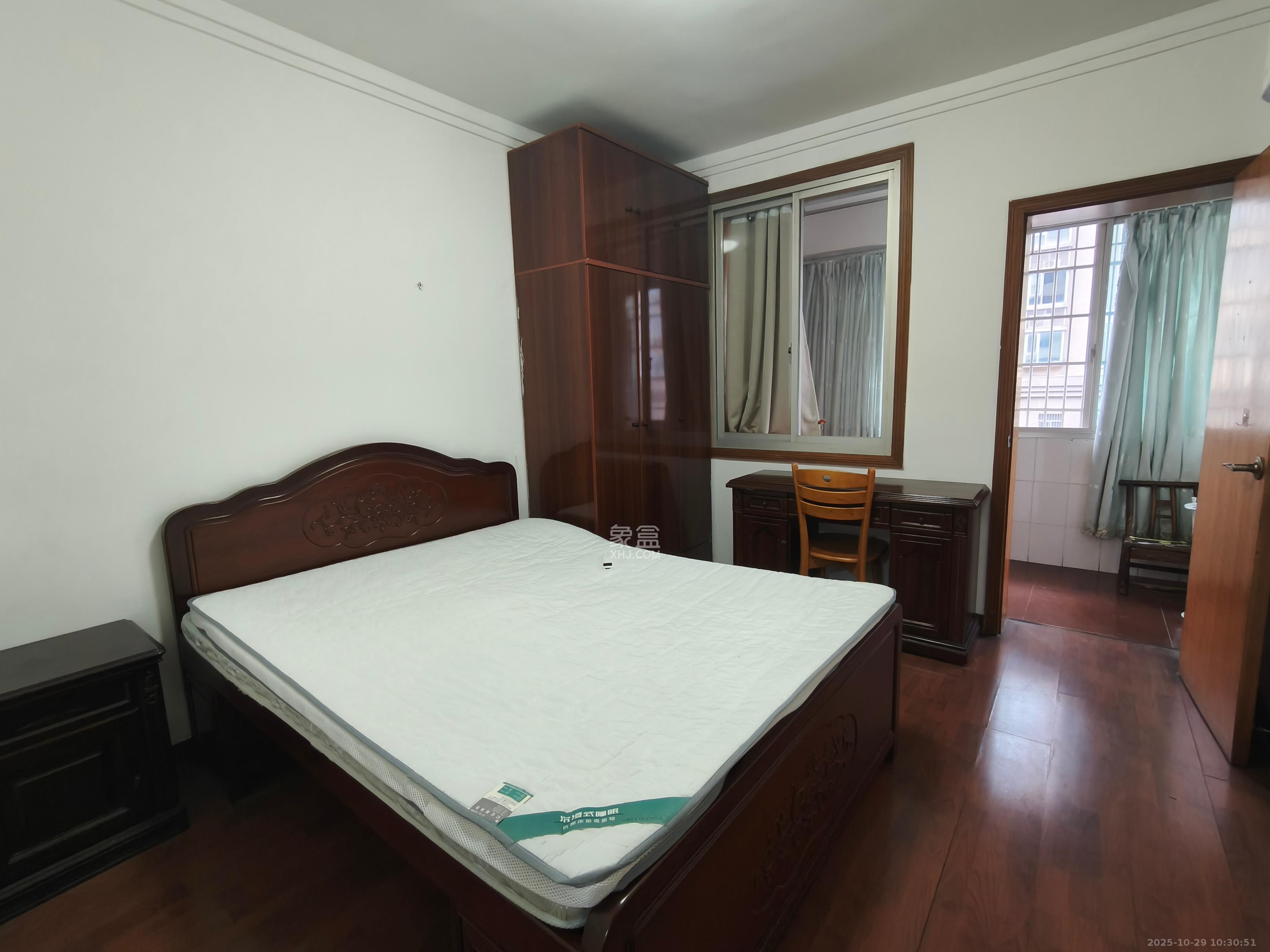 市一医院宿舍  2室1厅1卫    1900.0元/月 市一医院宿舍  2室1厅1卫    1900.0元/月室内图