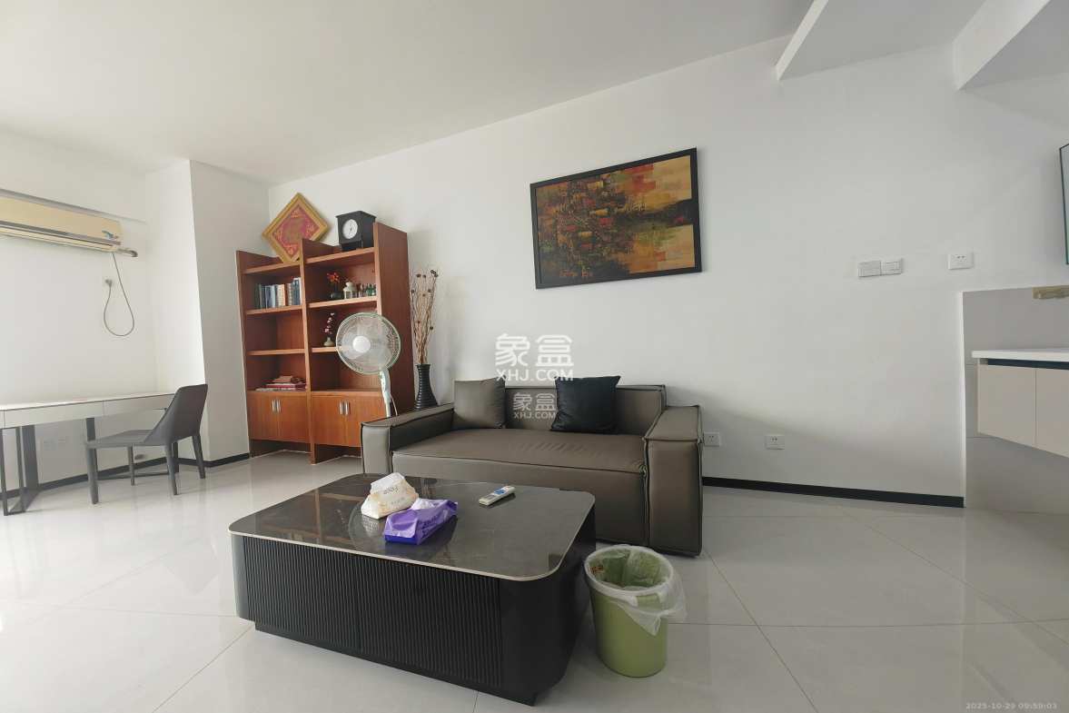 通华天都 1室1厅1卫 1700.0元/月 通华天都 1室1厅1卫 1700.0元/月室内图