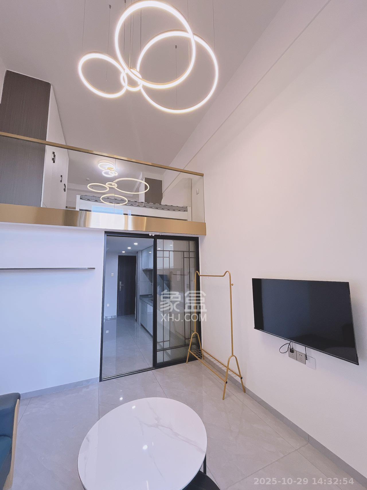 龙湖湘江星座(祺鑫星座公寓)  1室1厅1卫    2000.0元/月 龙湖湘江星座(祺鑫星座公寓)  1室1厅1卫    2000.0元/月室内图