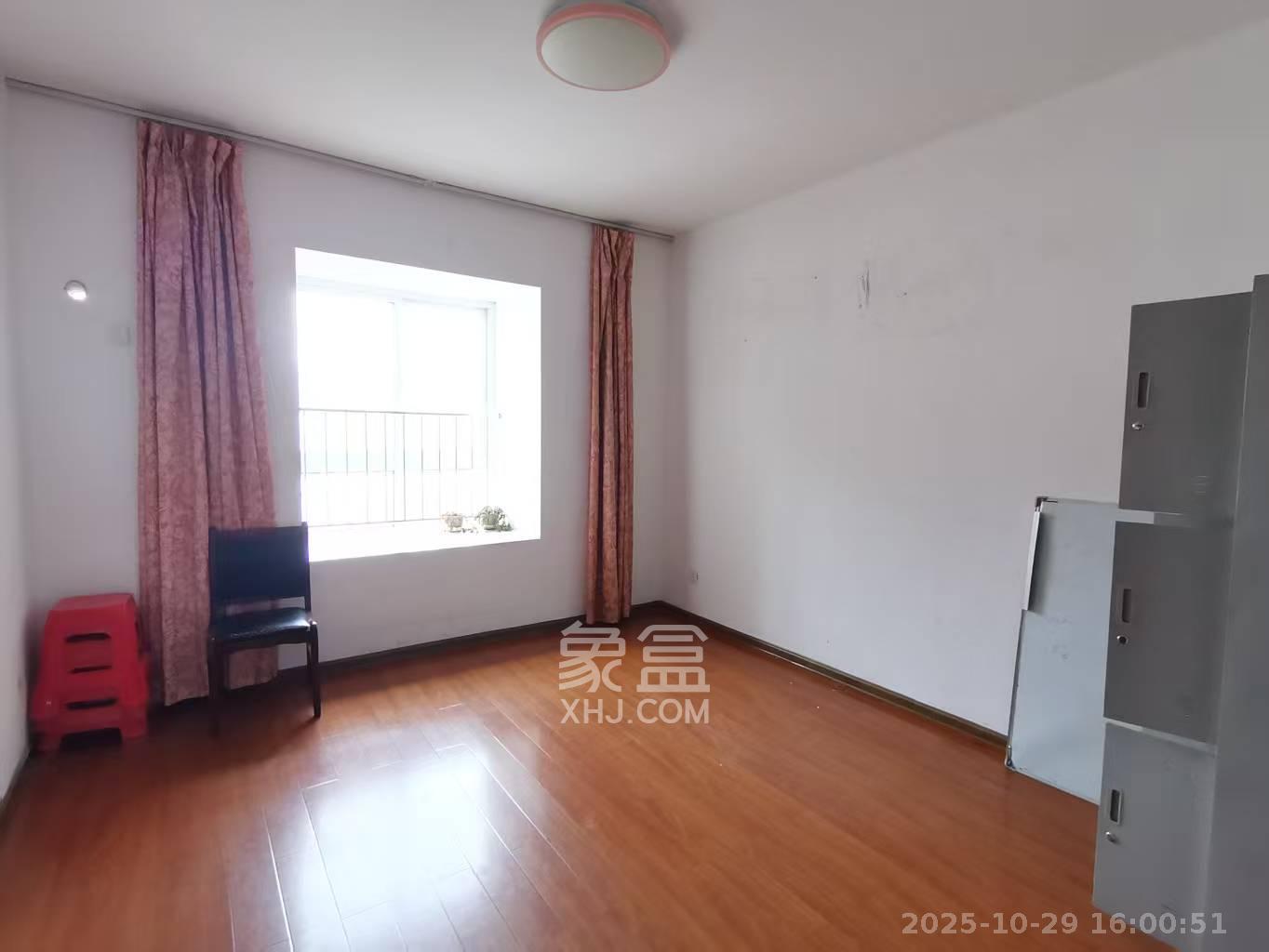 上河国际C区  3室1厅2卫    2500.0元/月室内图