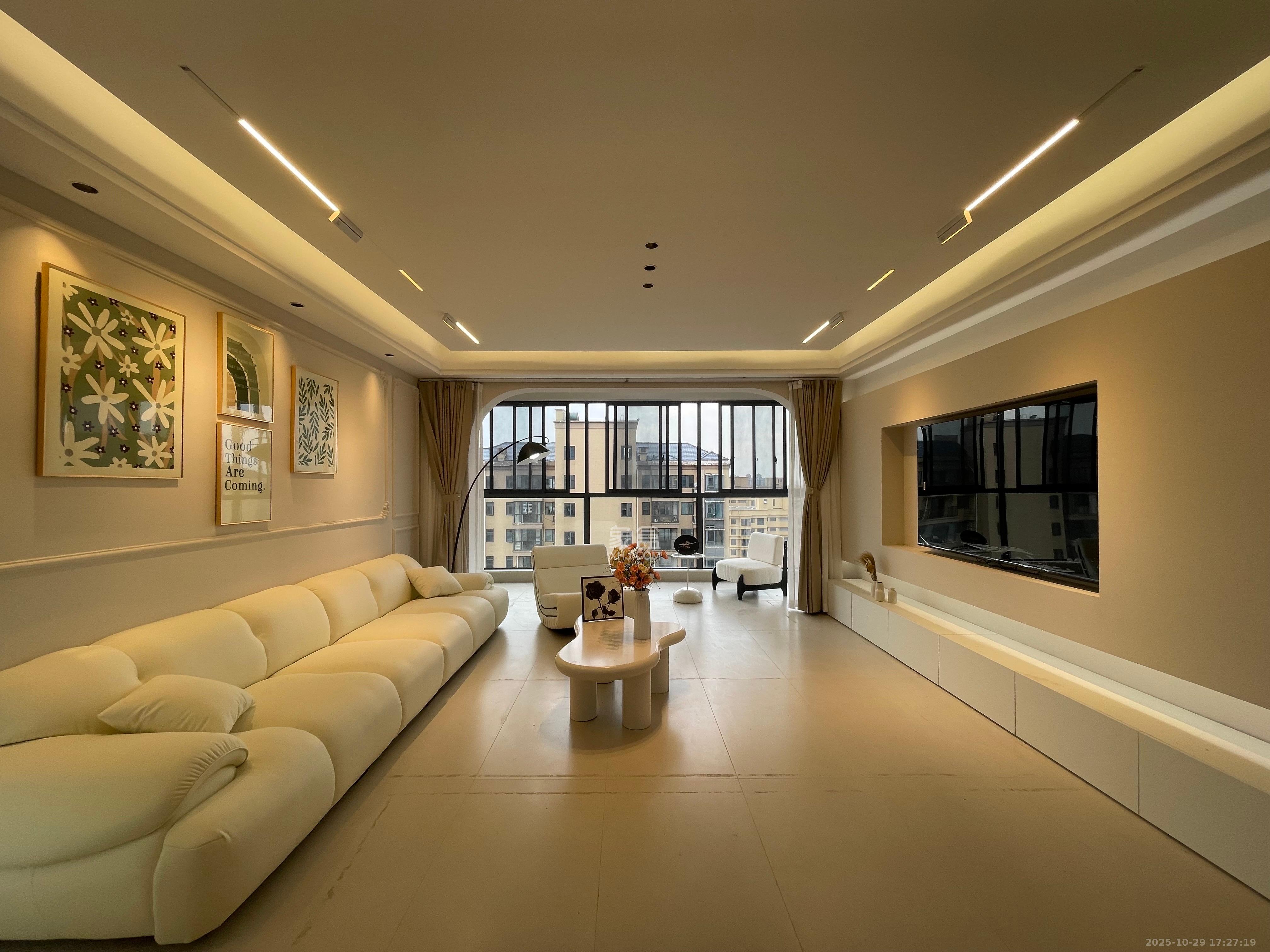 永宏万家里  4室2厅3卫    6800.0元/月