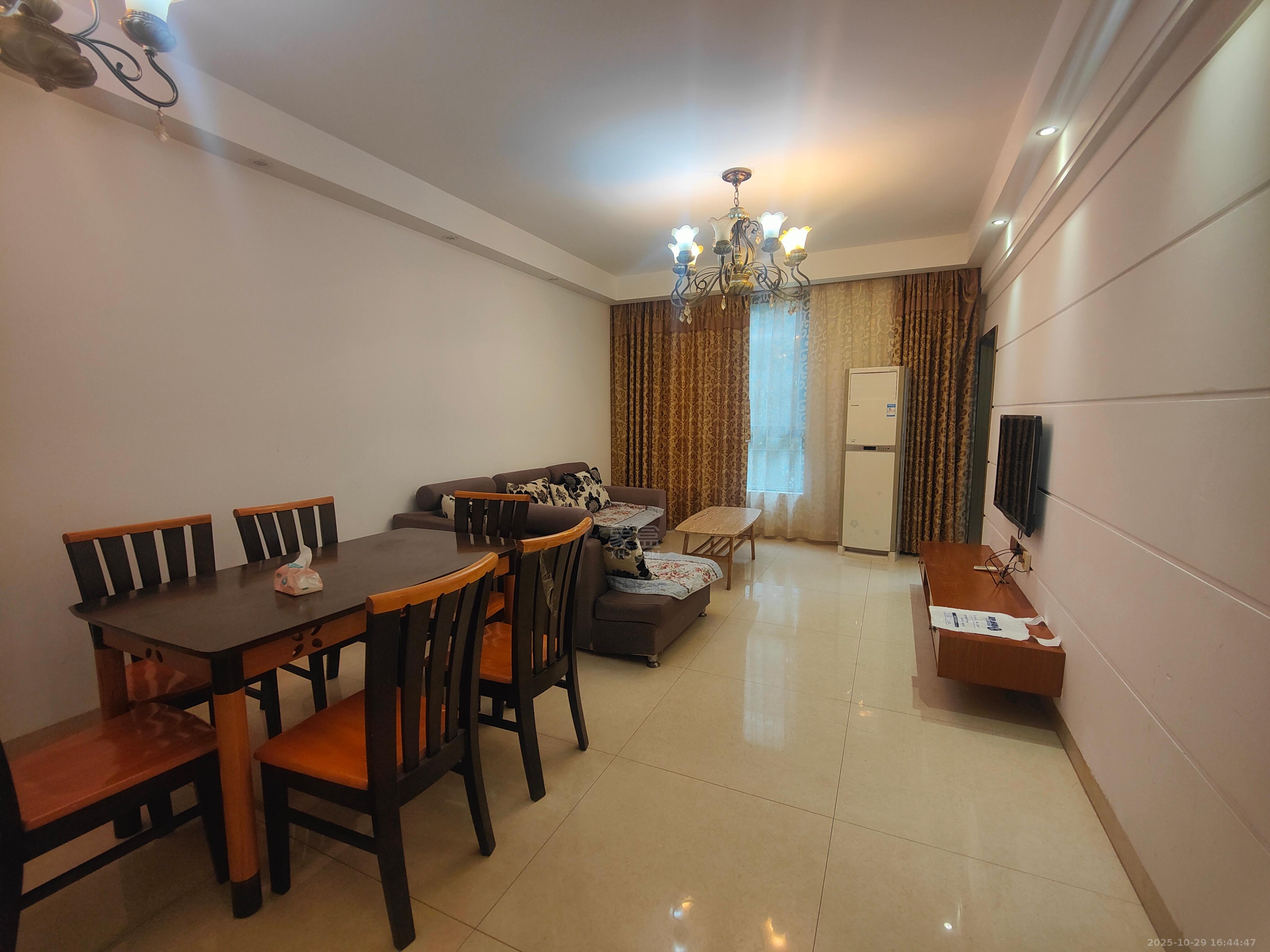 尚格名城香榭丽舍 3室2厅1卫 1400.0元/月 尚格名城香榭丽舍 3室2厅1卫 1400.0元/月室内图