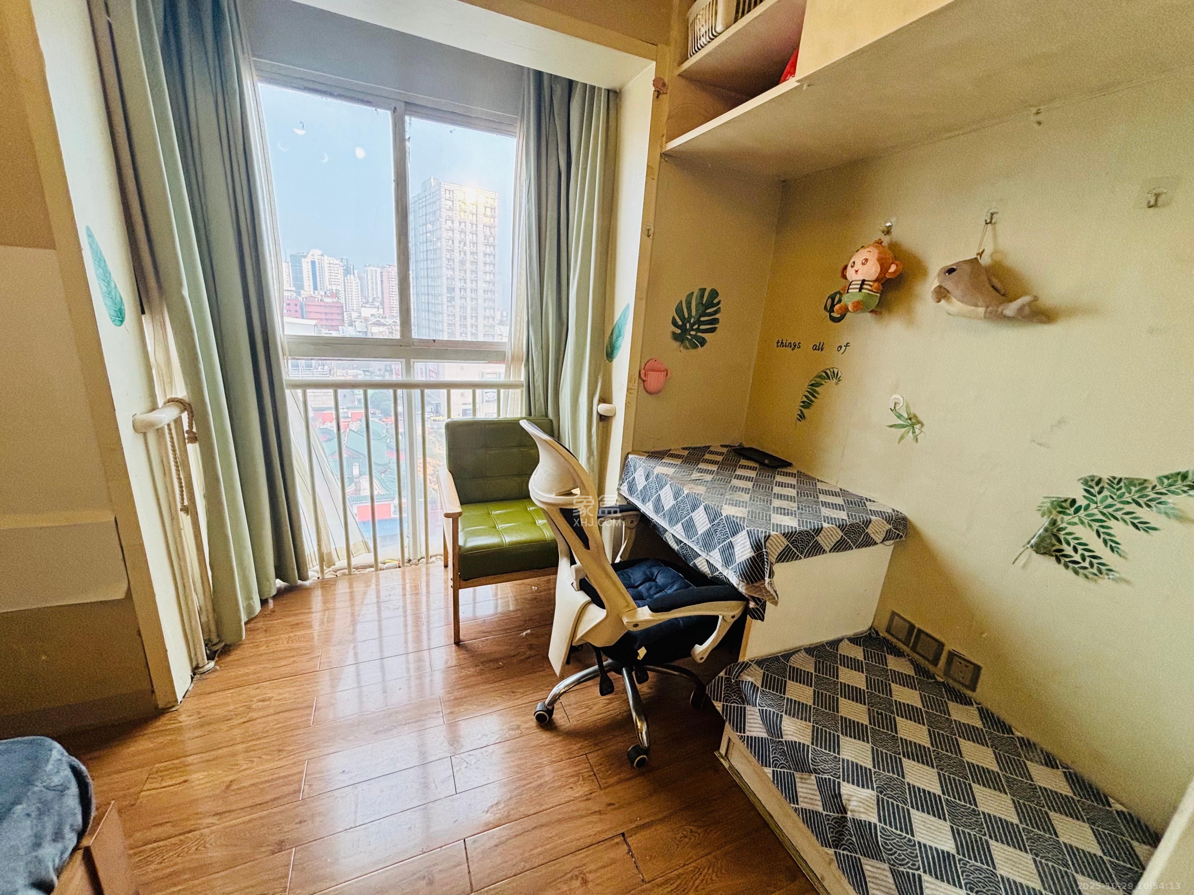 青和上座(上味舫大厦)  1室1厅1卫    1799.0元/月 青和上座(上味舫大厦)  1室1厅1卫    1799.0元/月室内图