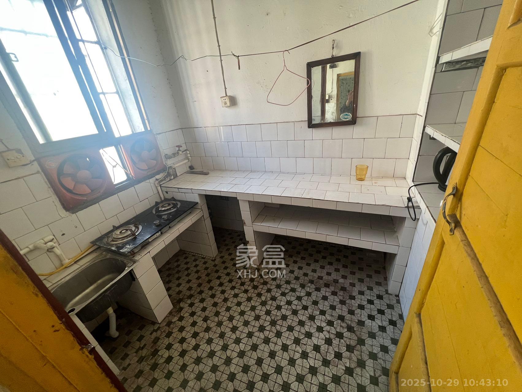 陈家湖小区  2室1厅1卫    1200.0元/月室内图