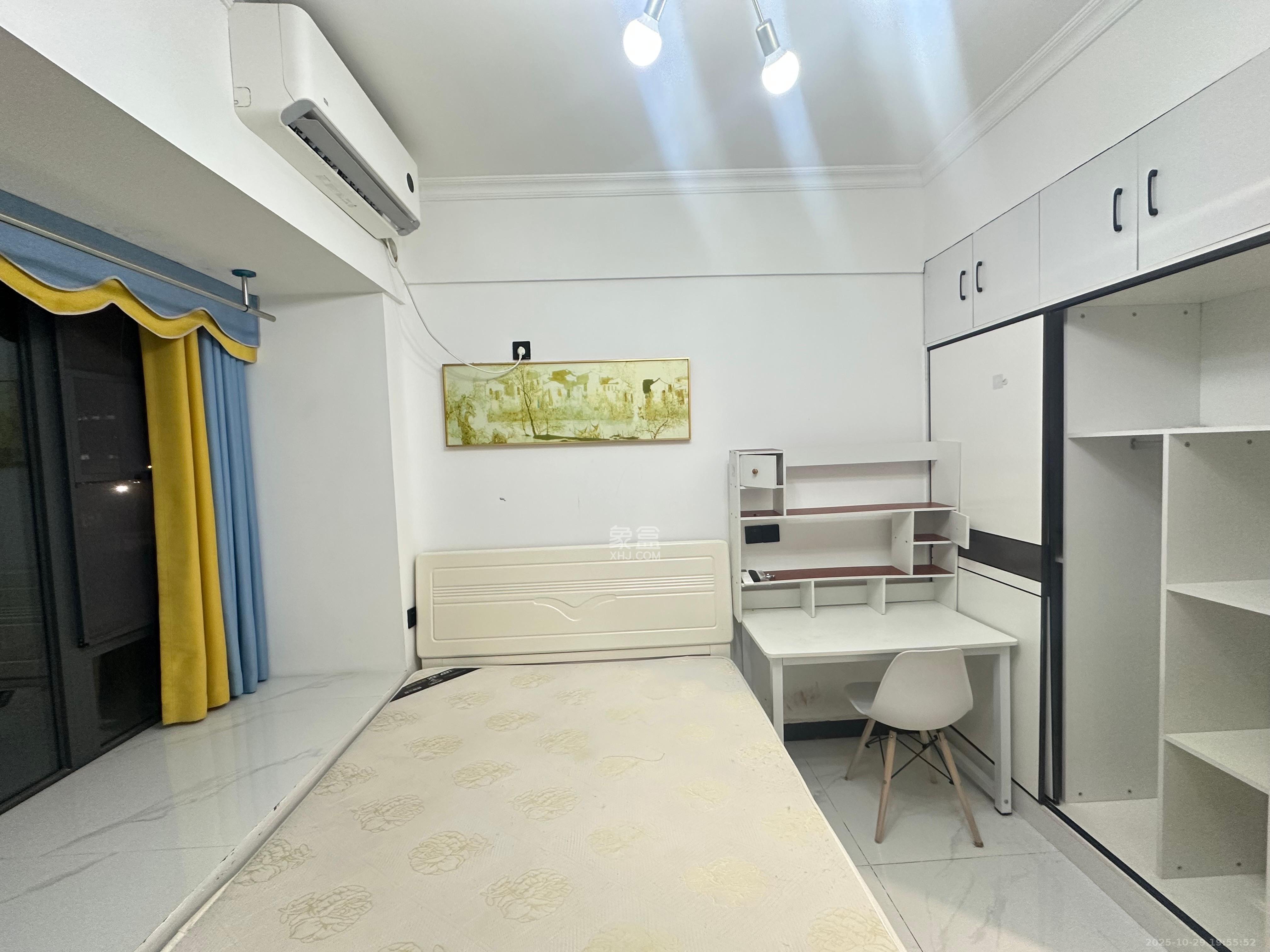 龙湖湘江星座（祺鑫星座公寓）  1室1厅1卫    1400.0元/月室内图