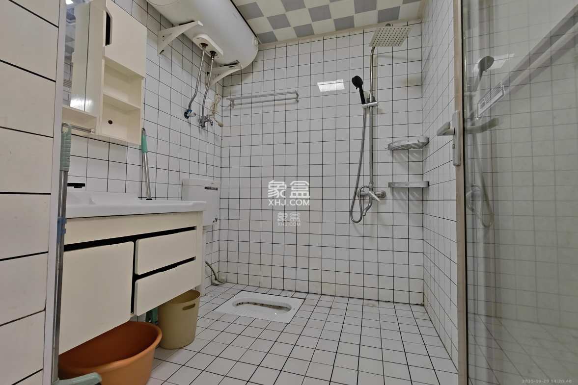 C-park天悦城(紫檀溪苑二期) 1室1厅1卫 1500.0元/月 C-park天悦城(紫檀溪苑二期) 1室1厅1卫 1500.0元/月室内图