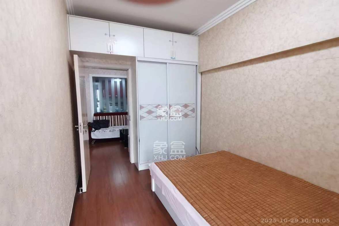 西子一间 2室1厅1卫 2300.0元/月 西子一间 2室1厅1卫 2300.0元/月室内图