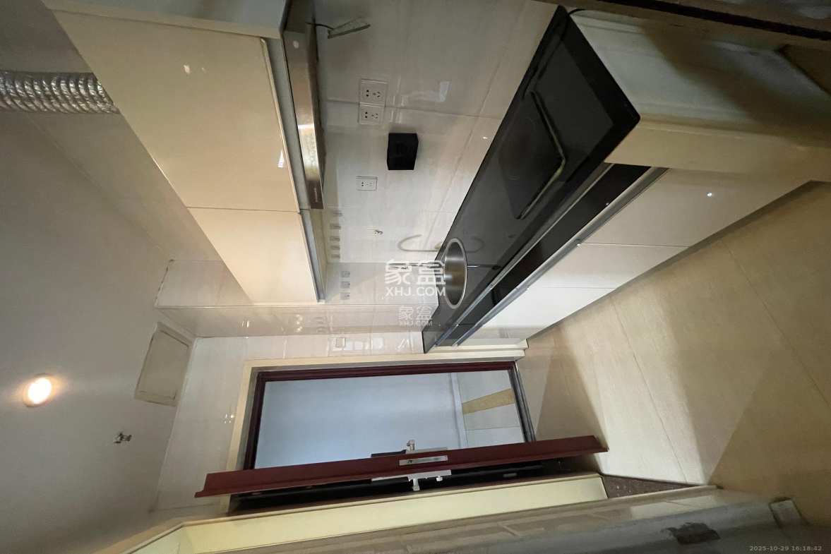 壹号公馆 1室1厅1卫 2500.0元/月 壹号公馆 1室1厅1卫 2500.0元/月室内图