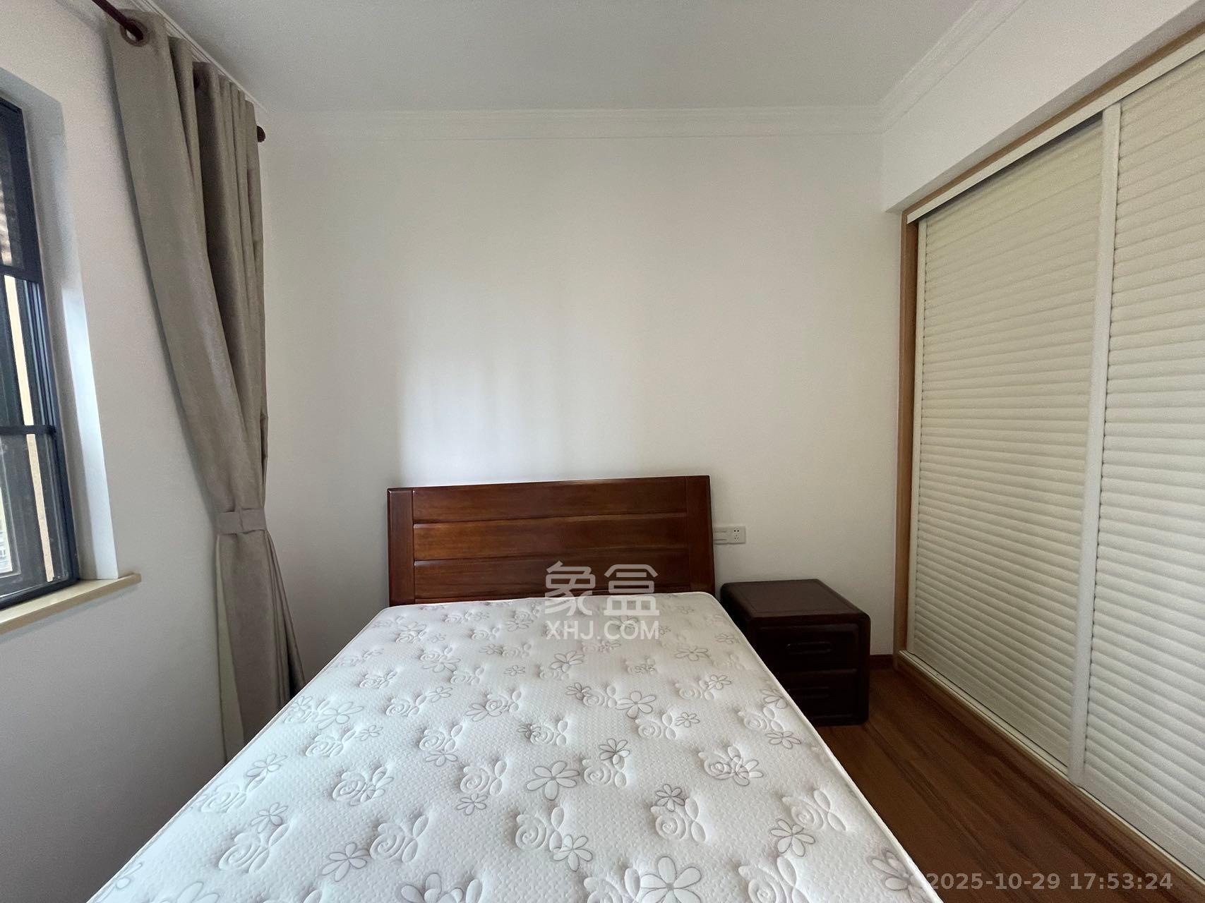 荣盛花语书苑 3室2厅1卫 2750.0元/月 荣盛花语书苑 3室2厅1卫 2750.0元/月室内图