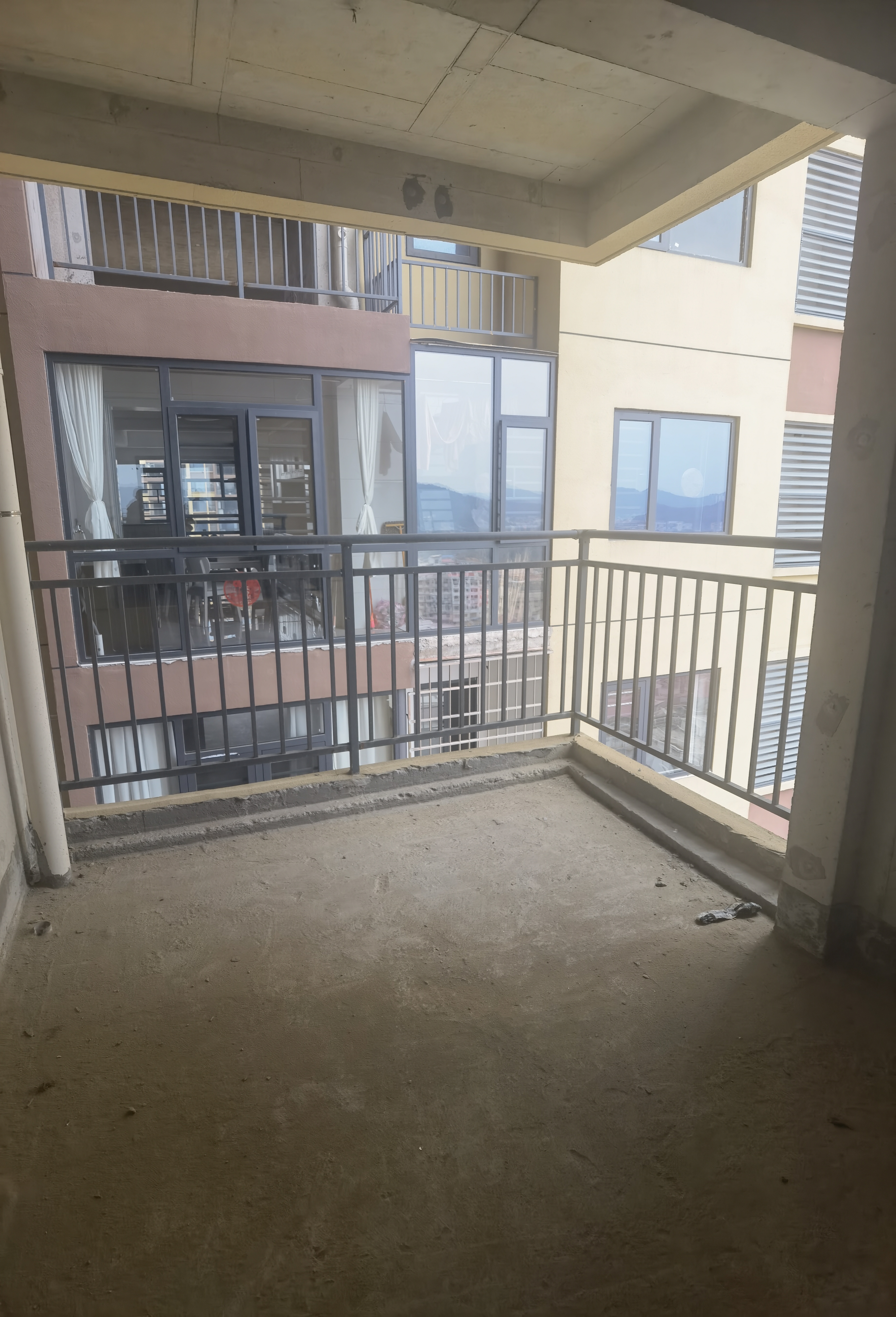 湘村名园 3室2厅2卫 52.8万 湘村名园 3室2厅2卫 52.8万客厅