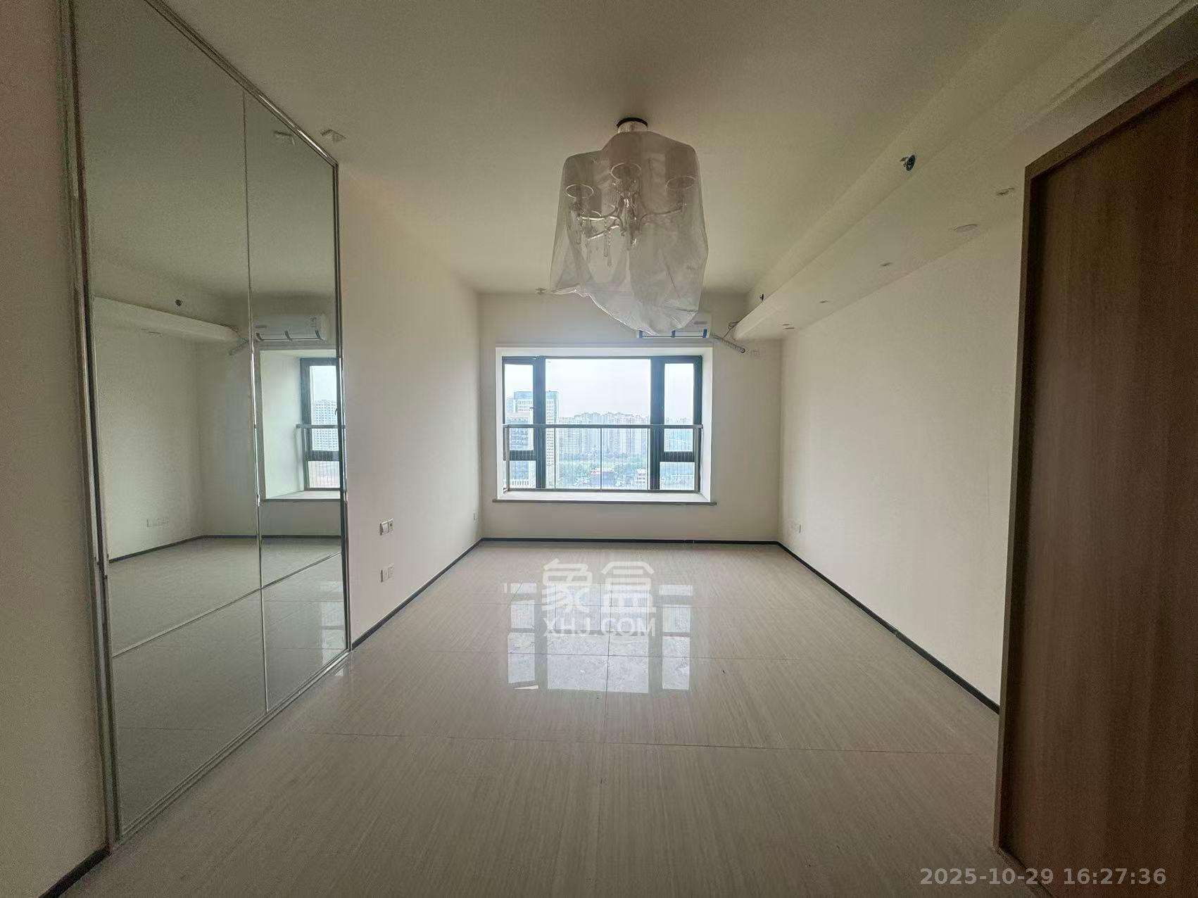 恒大国际广场 3室2厅1卫 1500.0元/月 恒大国际广场 3室2厅1卫 1500.0元/月室内图
