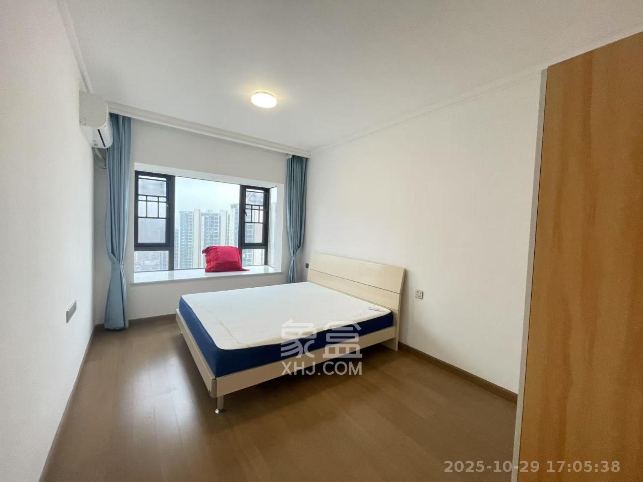 阳光城尚东湾青柠园  4室2厅2卫    3000.0元/月 阳光城尚东湾青柠园  4室2厅2卫    3000.0元/月室内图