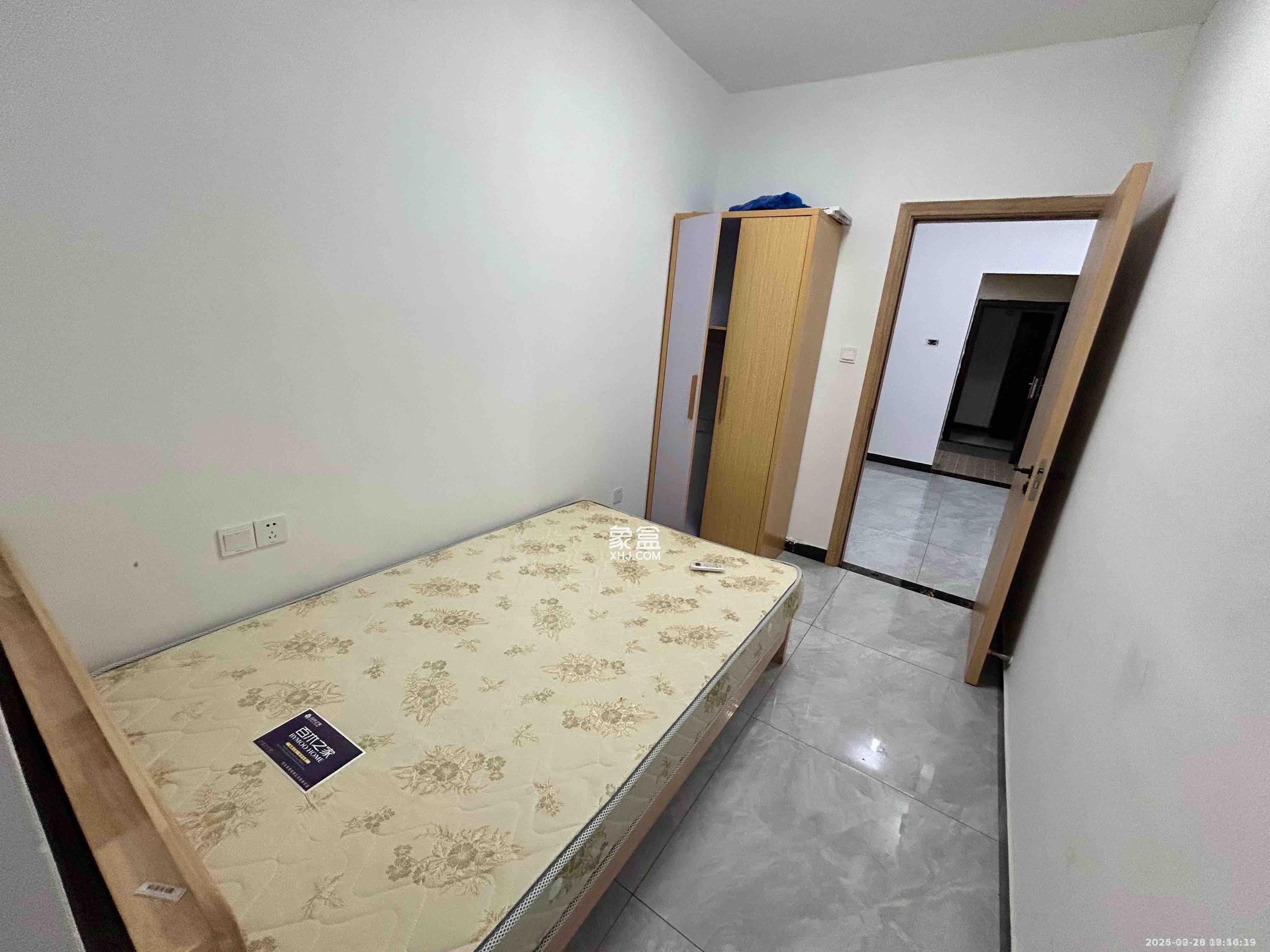 剑桥名门 2室1厅1卫 1800.0元/月 剑桥名门 2室1厅1卫 1800.0元/月室内图