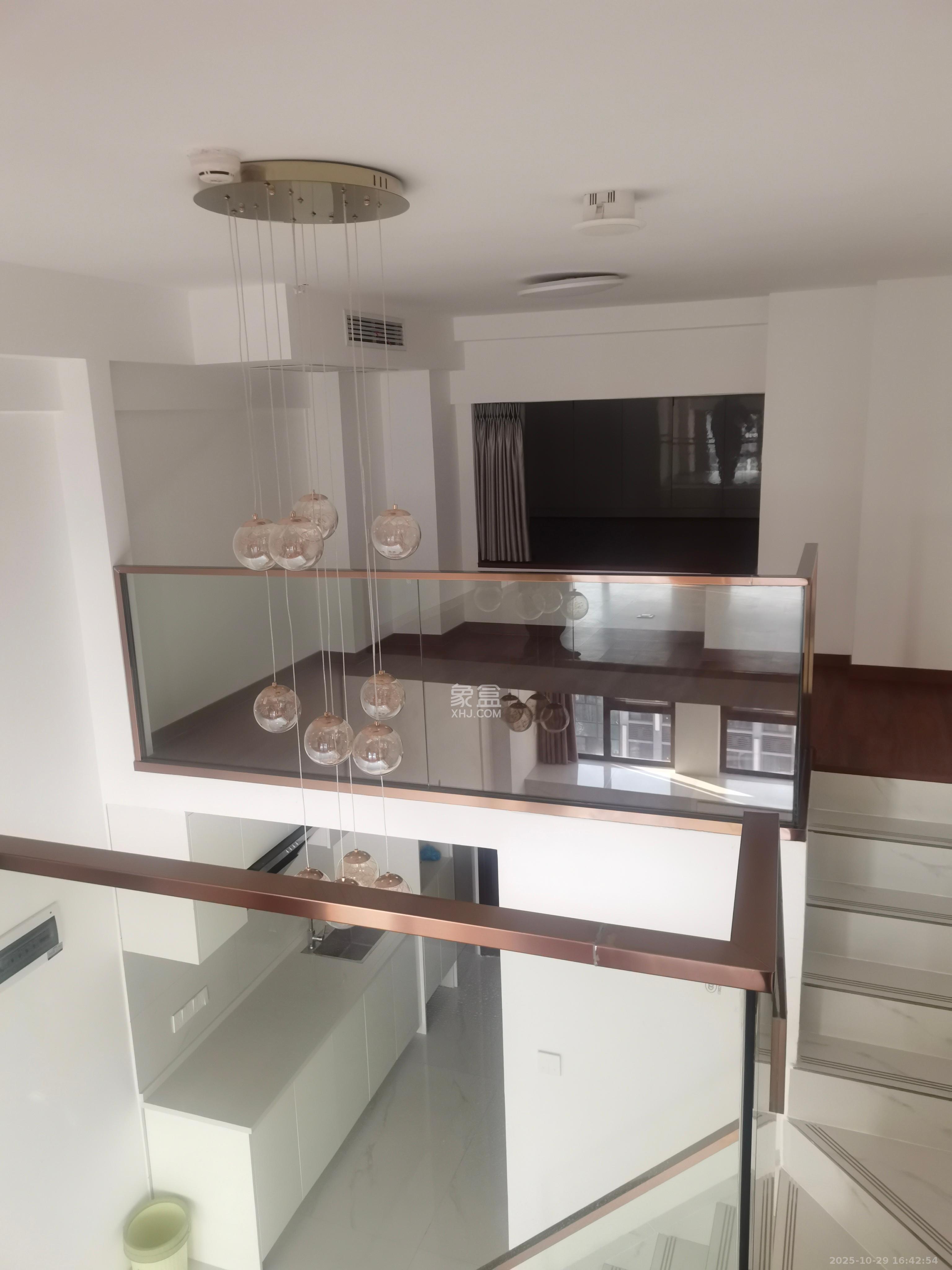 润和国际广场 2室1厅1卫 2900.0元/月 润和国际广场 2室1厅1卫 2900.0元/月室内图