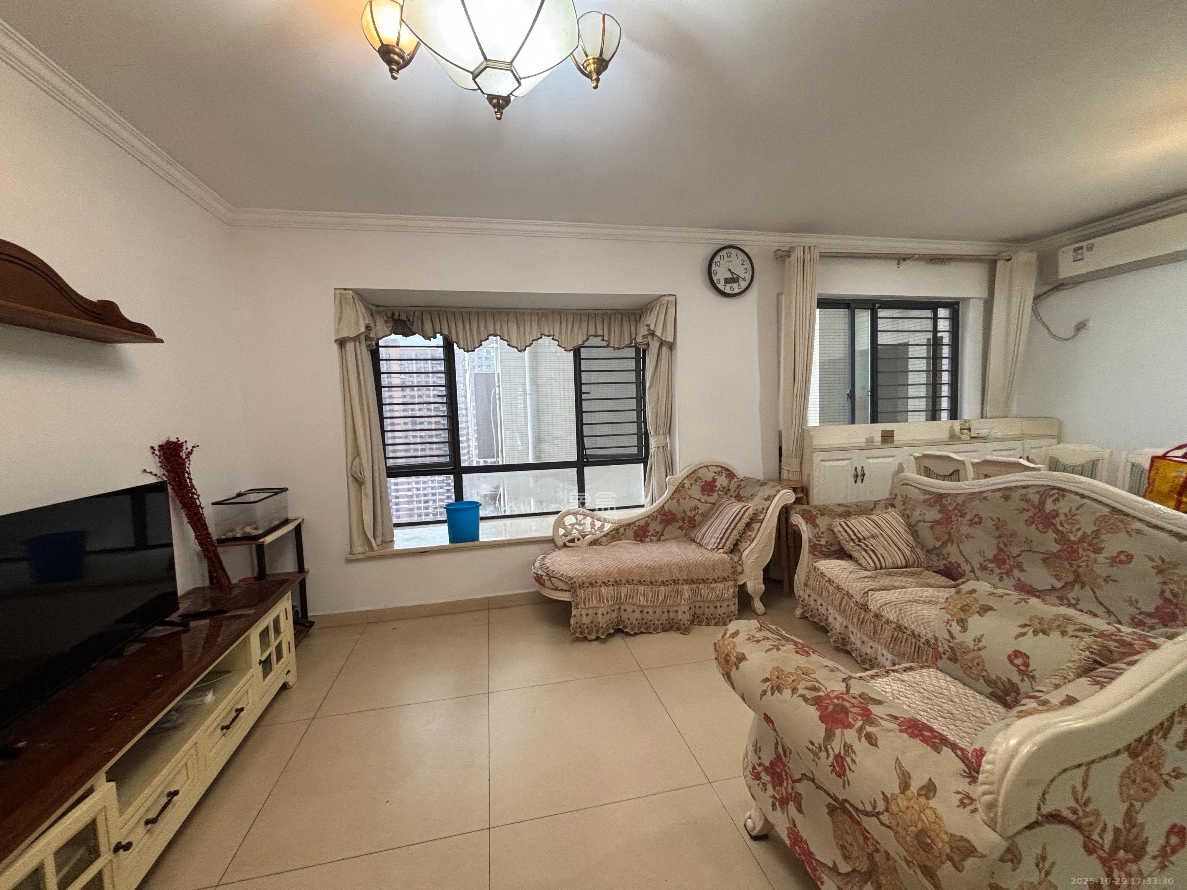 兰亭优壳(隽峰苑) 3室1厅1卫 2700.0元/月 兰亭优壳(隽峰苑) 3室1厅1卫 2700.0元/月室内图