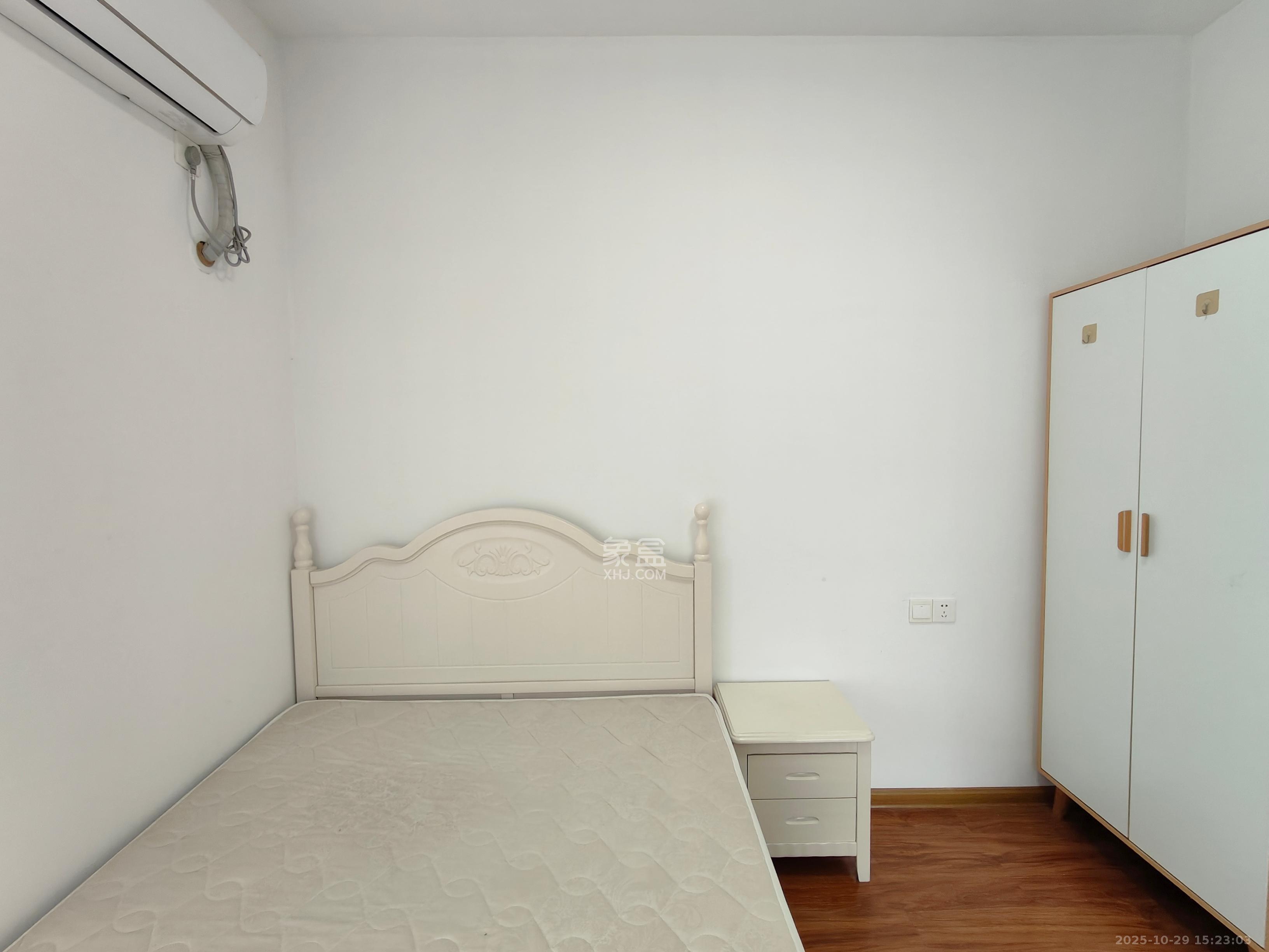 盛世耀凯  3室2厅2卫    2600.0元/月室内图