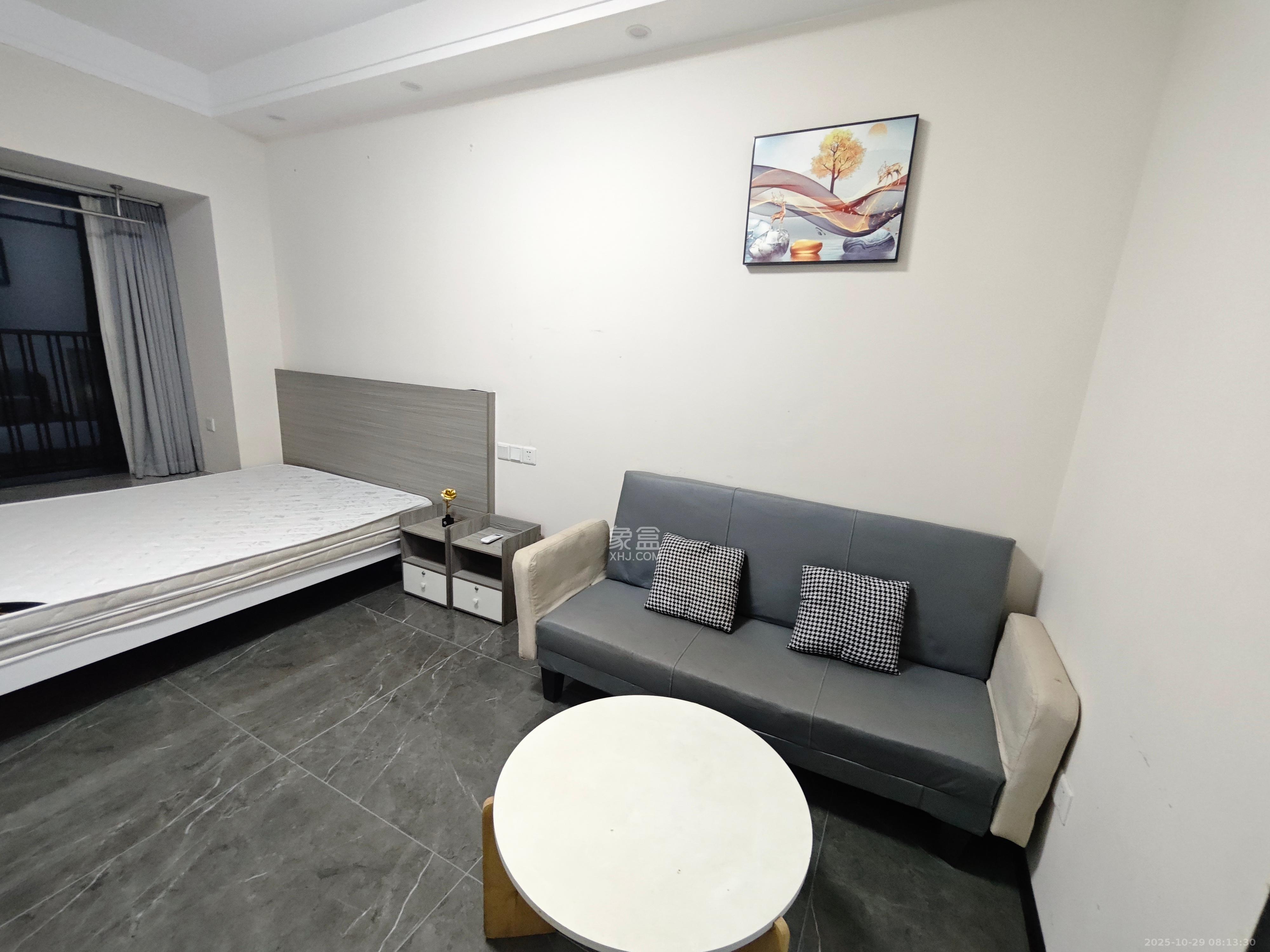 碧桂园城市之光  1室1厅1卫    1500.0元/月室内图