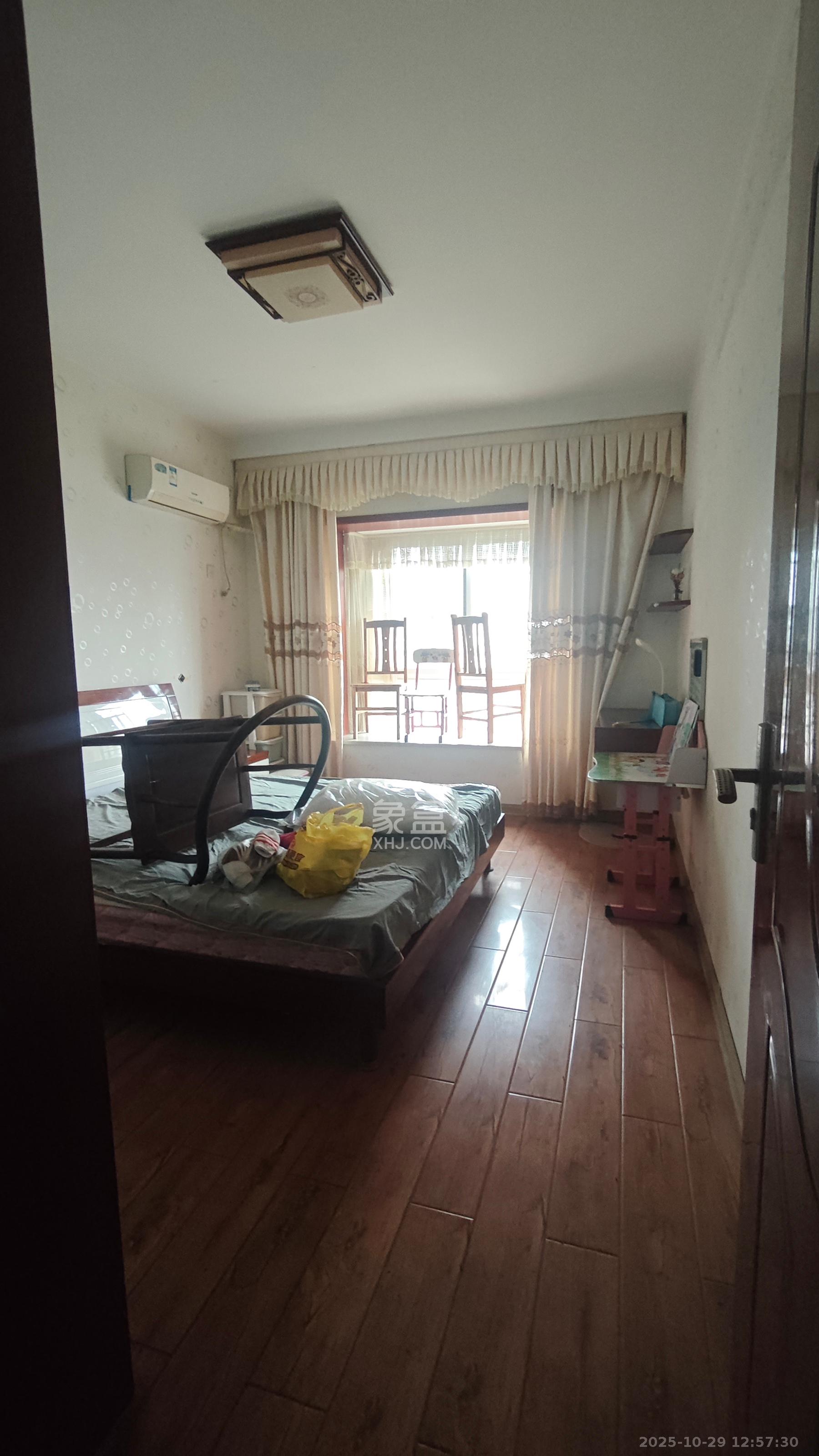 月湖兰庭 4室2厅2卫 2800.0元/月 月湖兰庭 4室2厅2卫 2800.0元/月室内图