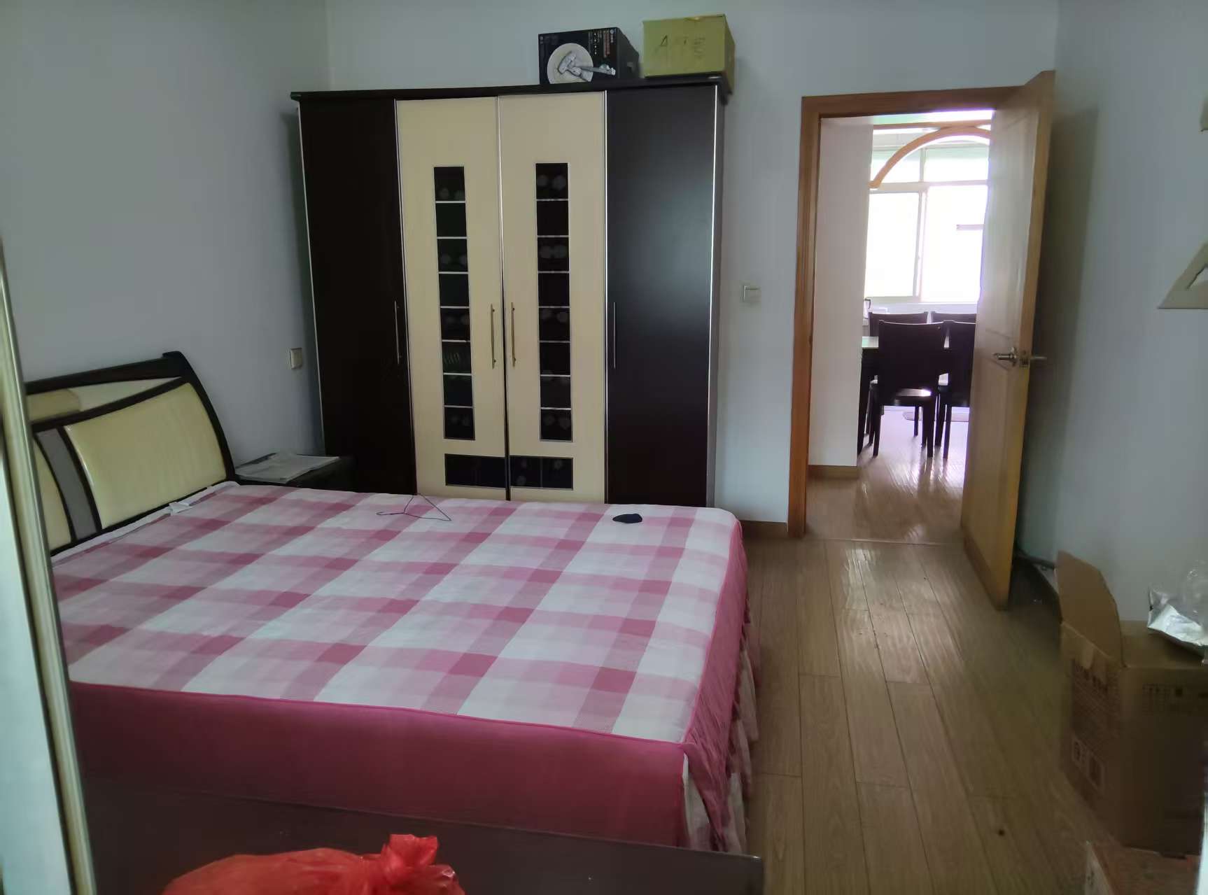 赫山公安分局家属楼 4室2厅2卫 1000.0元/月 赫山公安分局家属楼 4室2厅2卫 1000.0元/月室内图