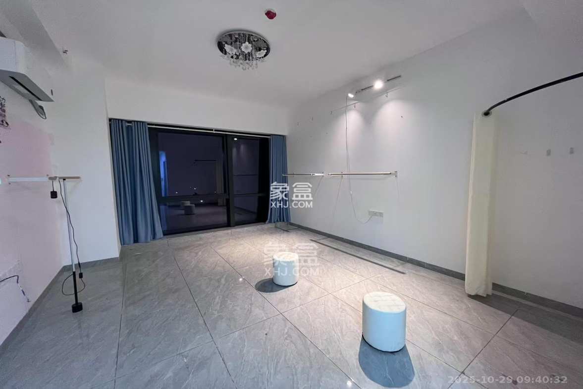 中建悦和城 1室1厅1卫 1400.0元/月 中建悦和城 1室1厅1卫 1400.0元/月室内图