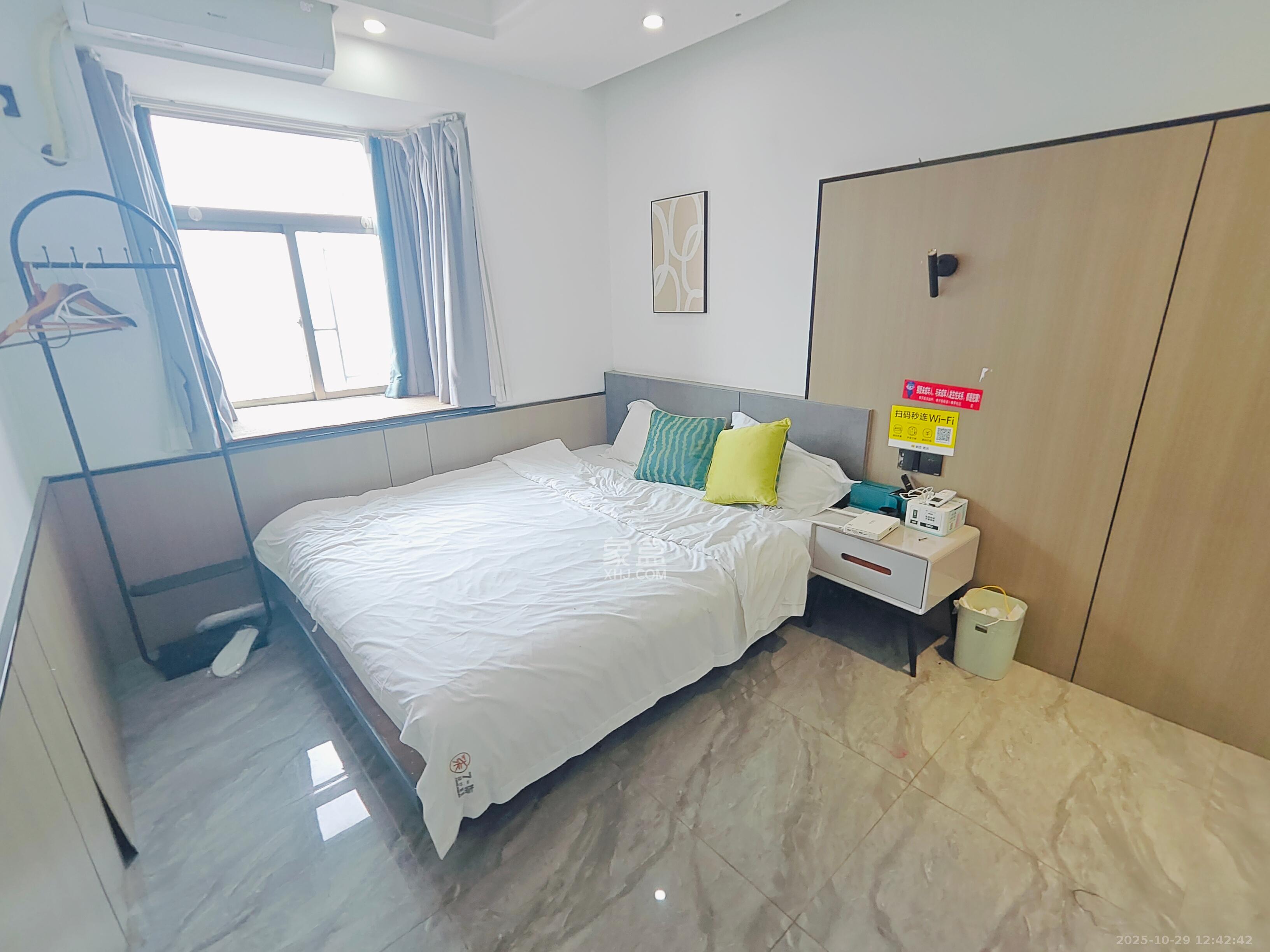 王府井公寓（福源公寓）  5室2厅1卫    4600.0元/月室内图