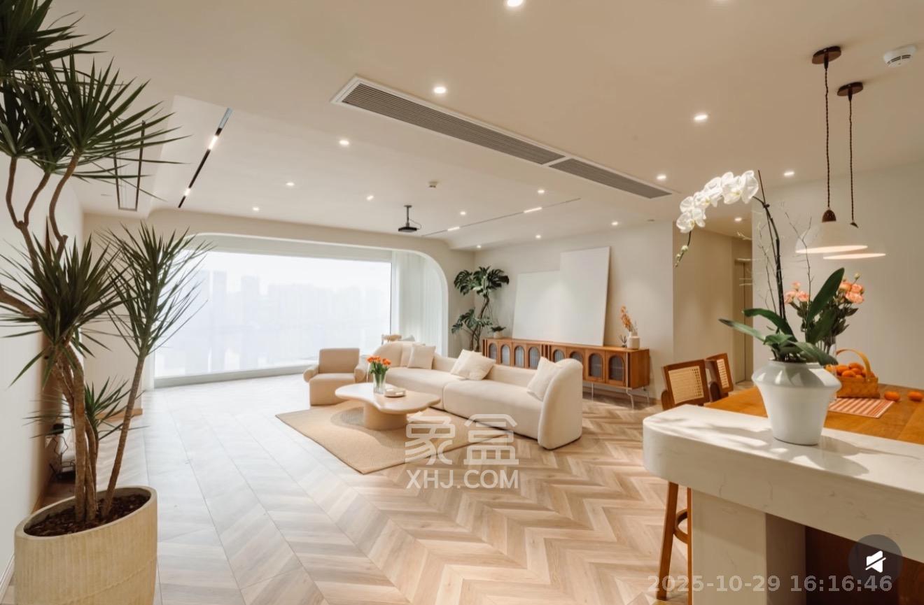 佳兆业云顶梅溪湖(佳兆业梅溪荟)  4室2厅2卫    10000.0元/月 佳兆业云顶梅溪湖(佳兆业梅溪荟)  4室2厅2卫    10000.0元/月室内图