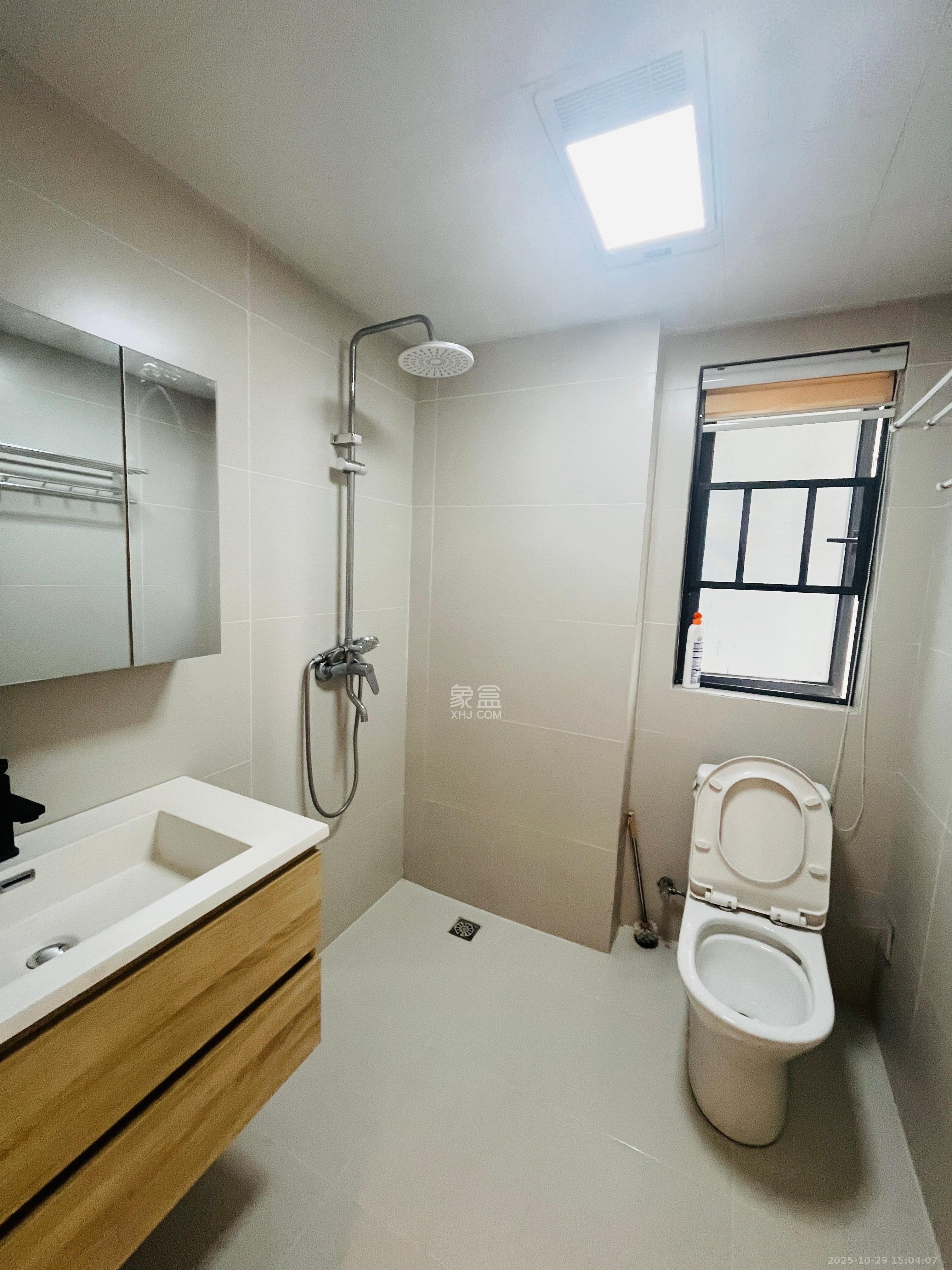 长房云尚公馆  3室2厅2卫    3000.0元/月 长房云尚公馆  3室2厅2卫    3000.0元/月室内图