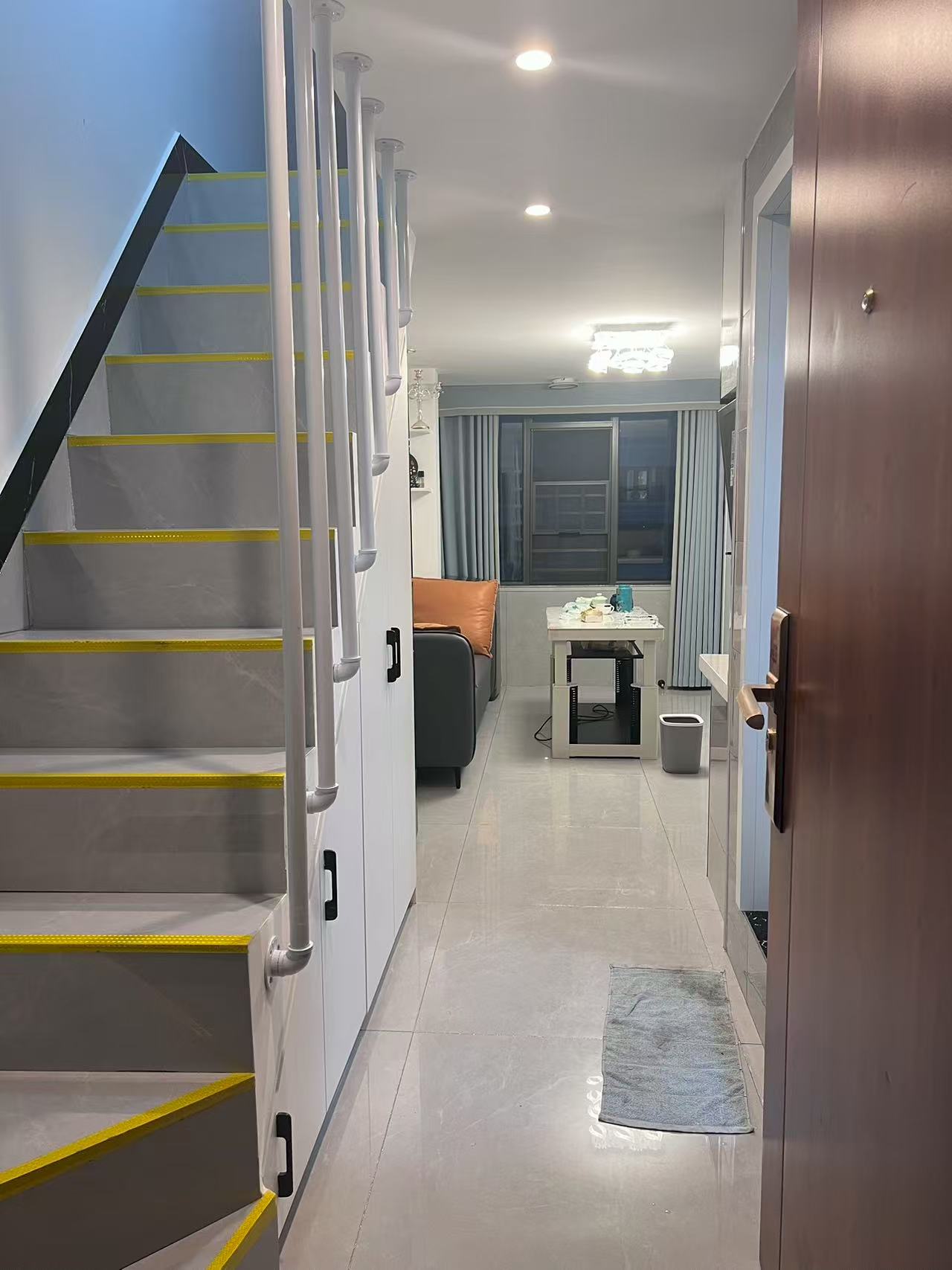 碧桂园星荟  2室1厅1卫    1300.0元/月户型图