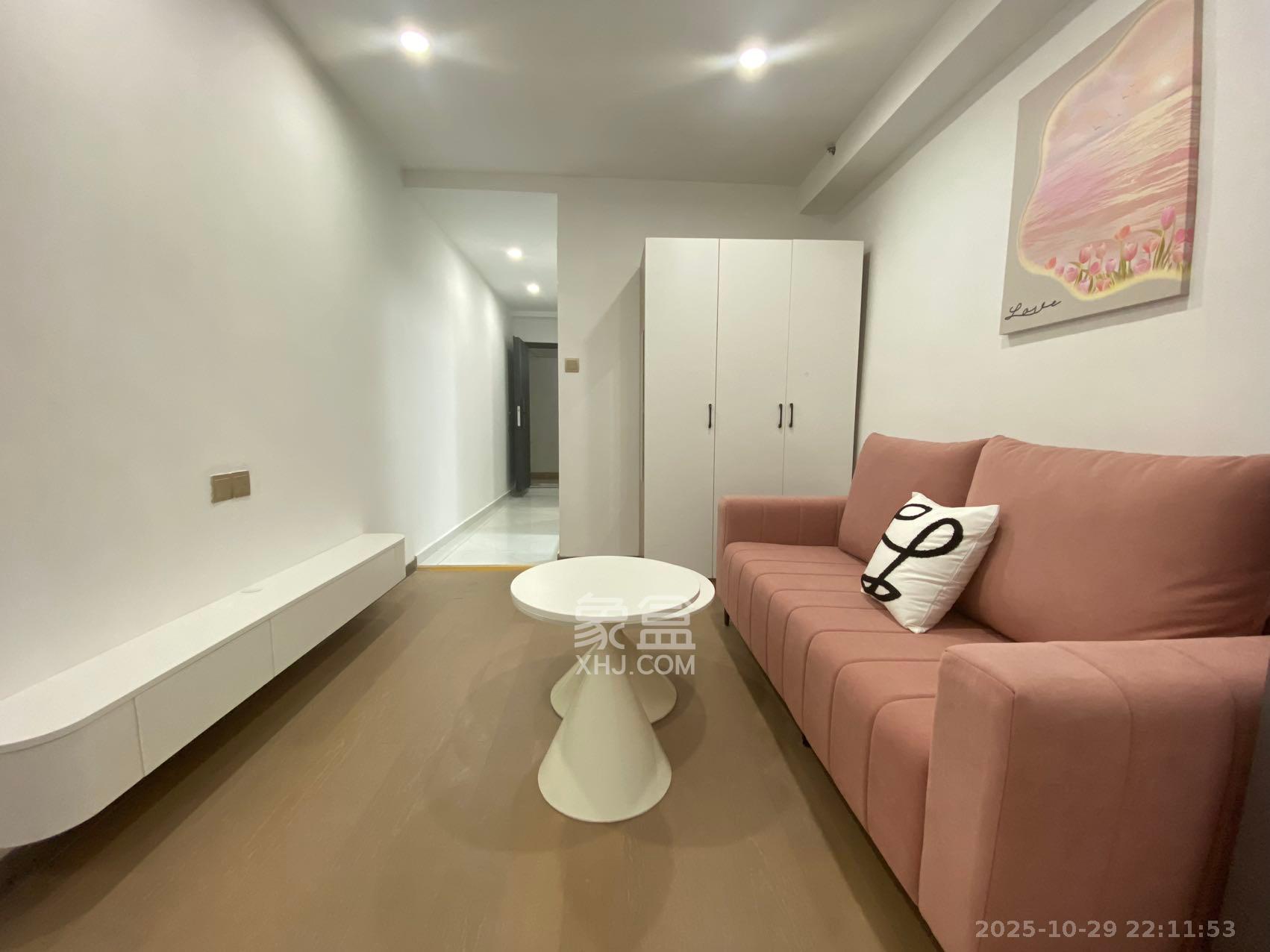 汇富中心  1室1厅1卫    2280.0元/月