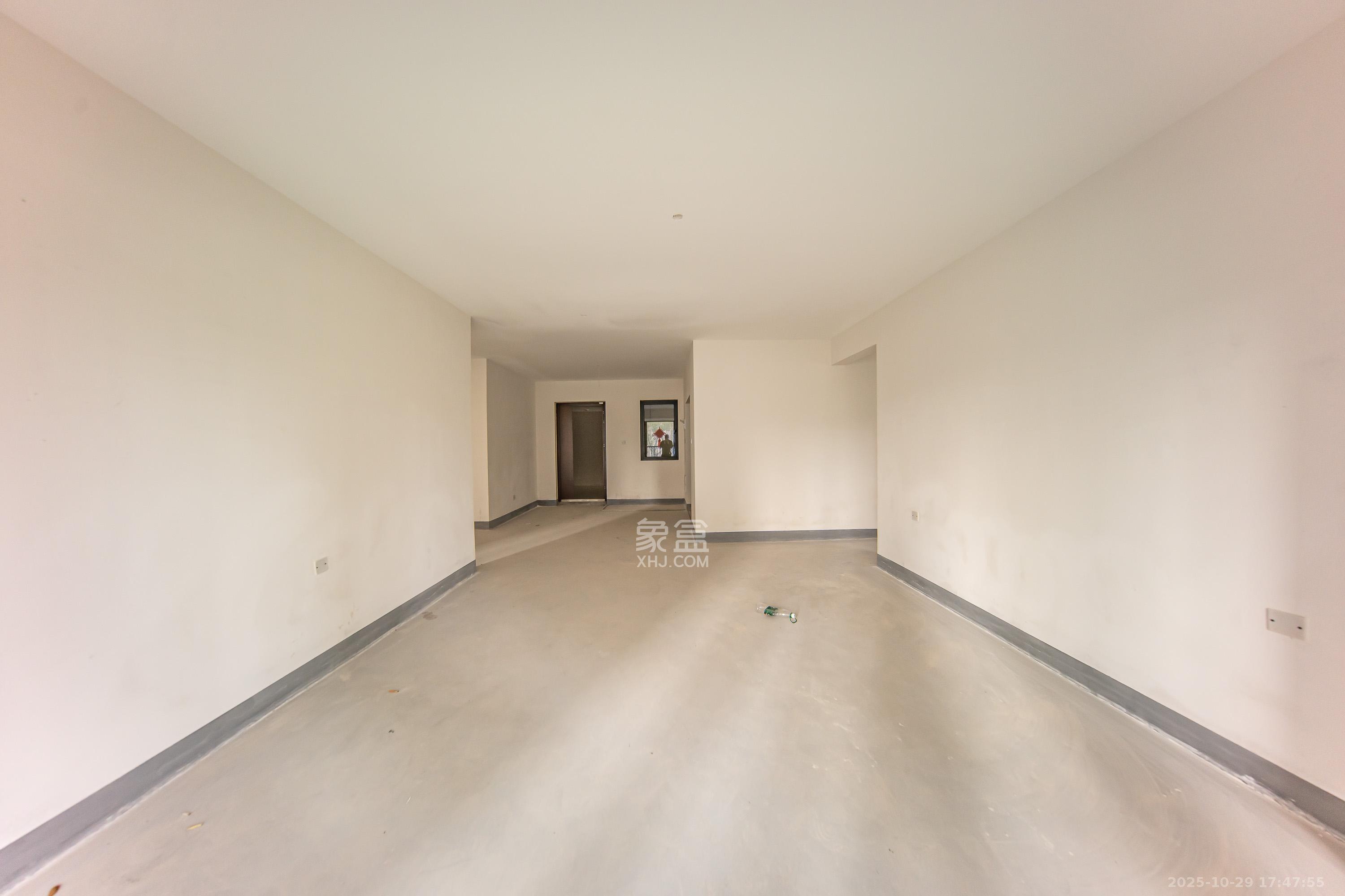 建投象山国际  4室2厅3卫    155.0万