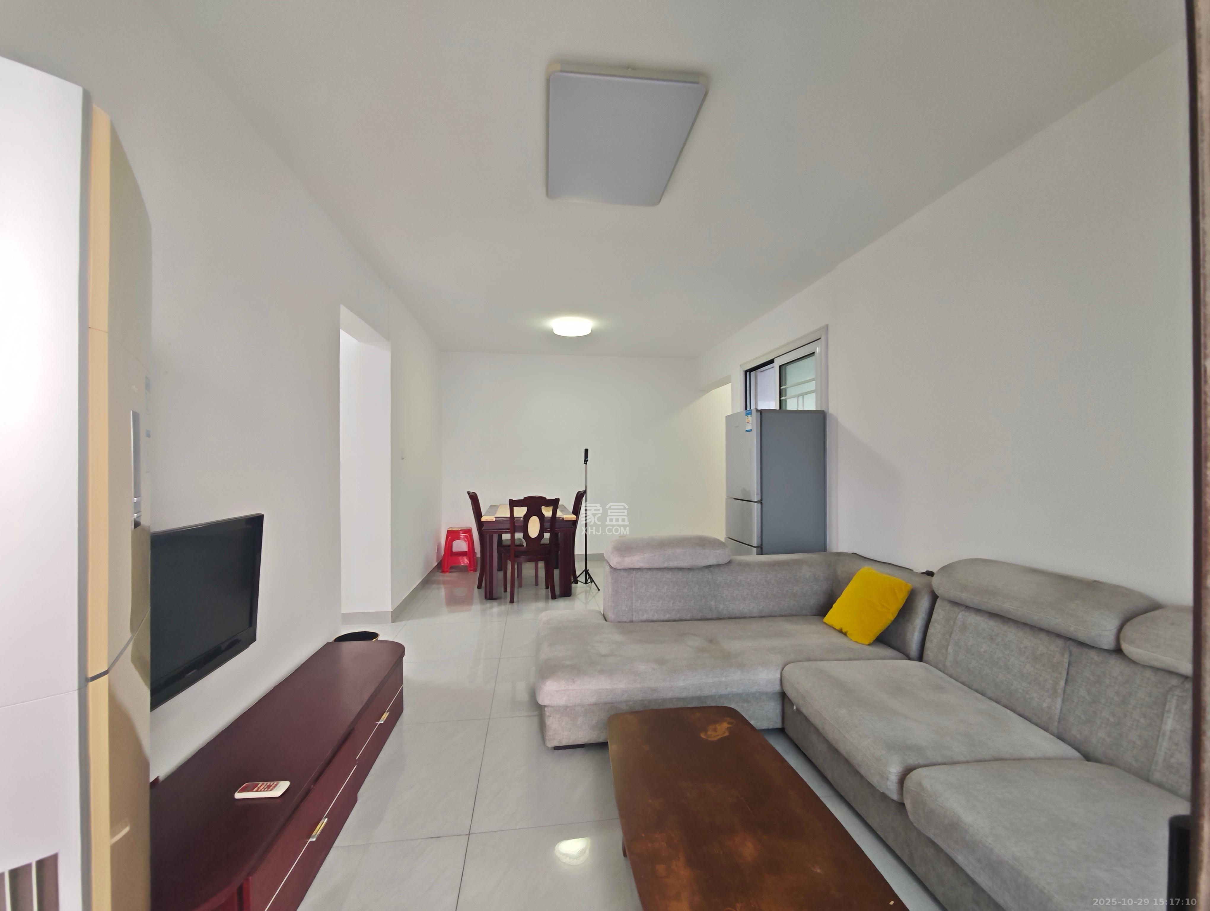 上园商住小区 3室2厅1卫 2700.0元/月 上园商住小区 3室2厅1卫 2700.0元/月室内图