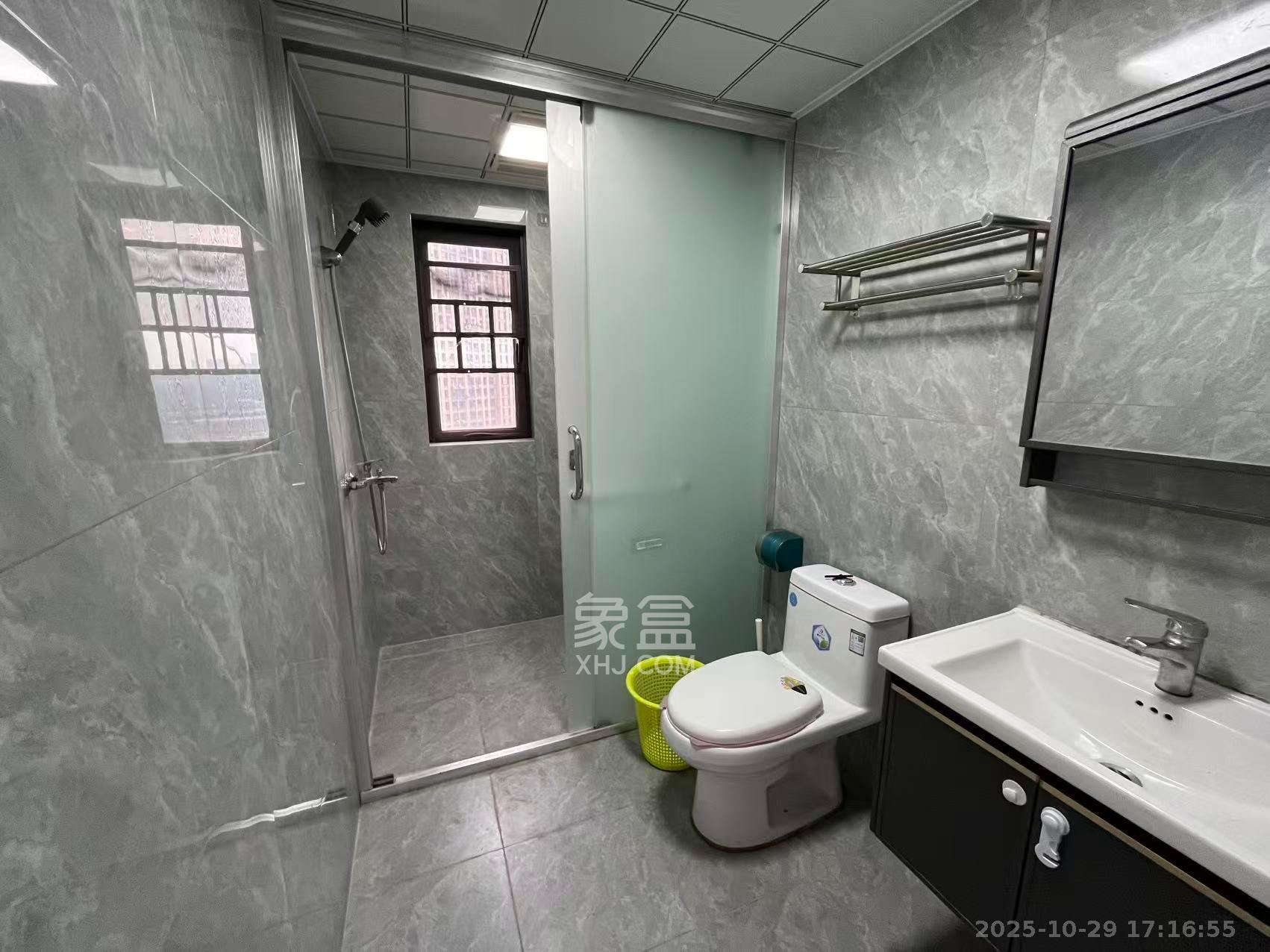 合能洋湖公馆 3室2厅1卫 3000.0元/月 合能洋湖公馆 3室2厅1卫 3000.0元/月室内图