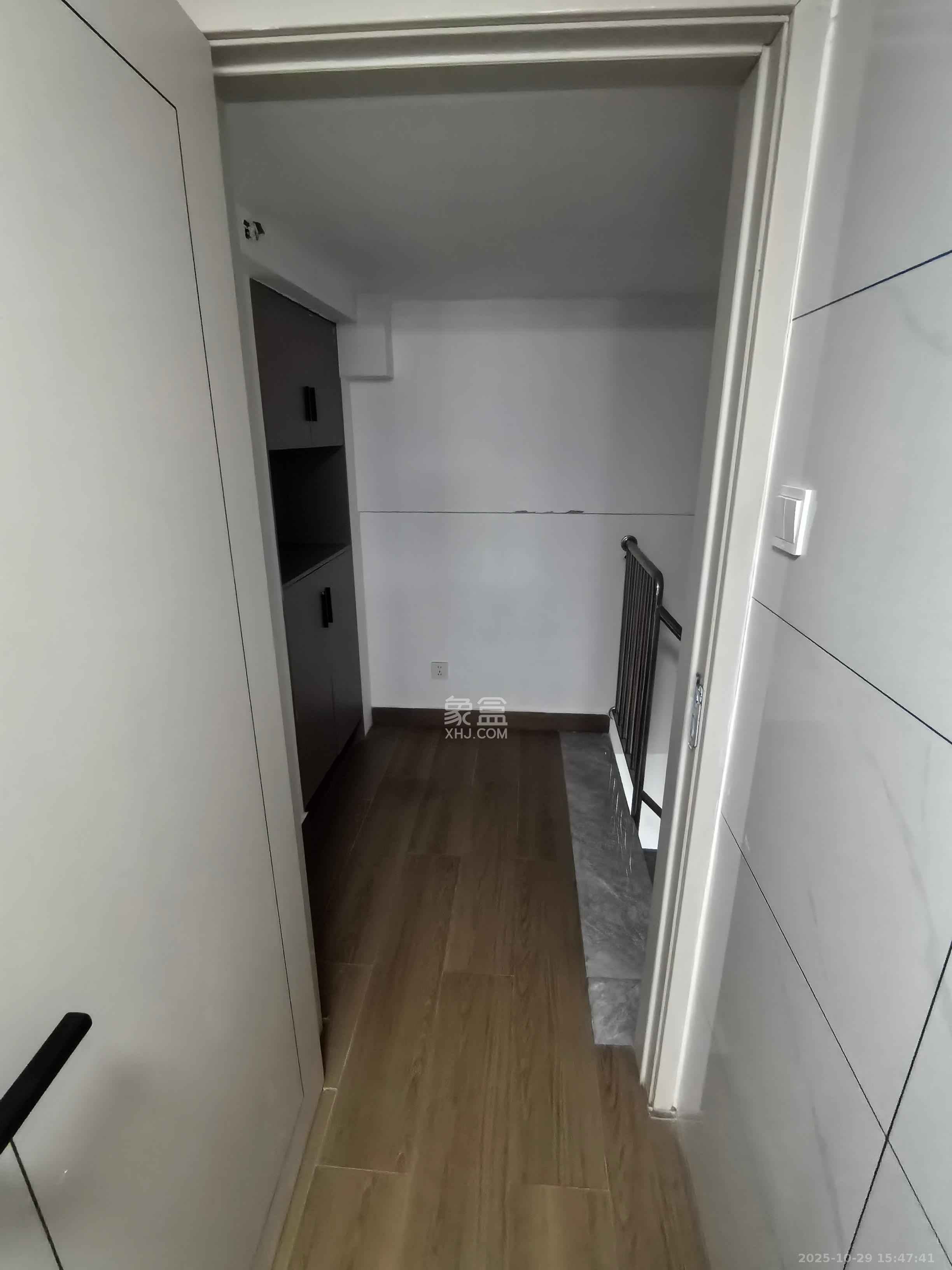 新城悦隽公园  1室0厅0卫    1500.0元/月 新城悦隽公园  1室0厅0卫    1500.0元/月室内图