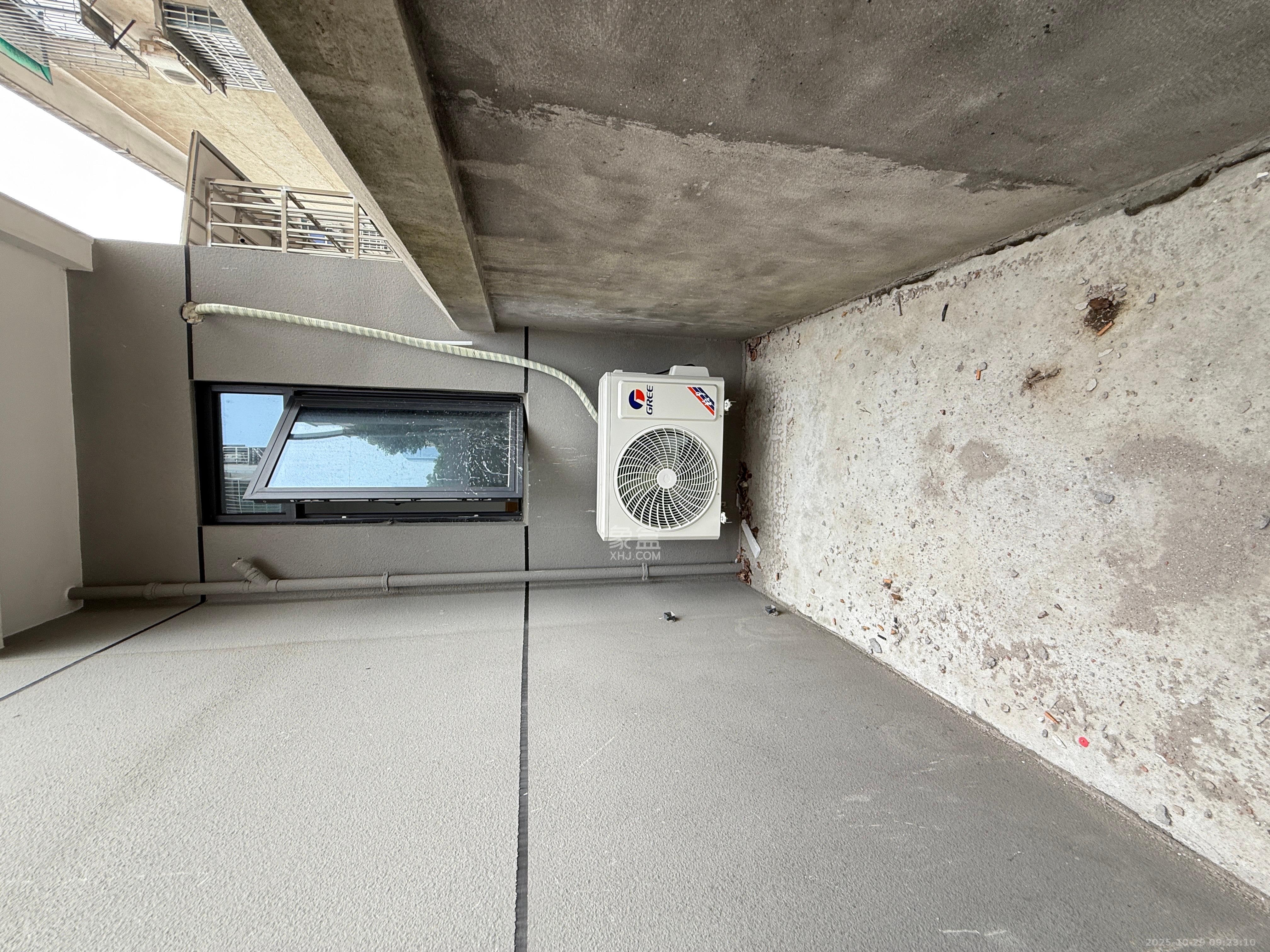 仰天湖1、2村  2室1厅1卫    2500.0元/月室内图