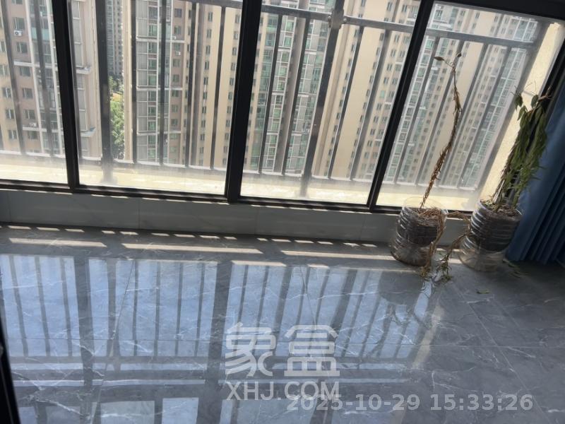 保利大都汇一期、二期  4室2厅2卫    3300.0元/月室内图