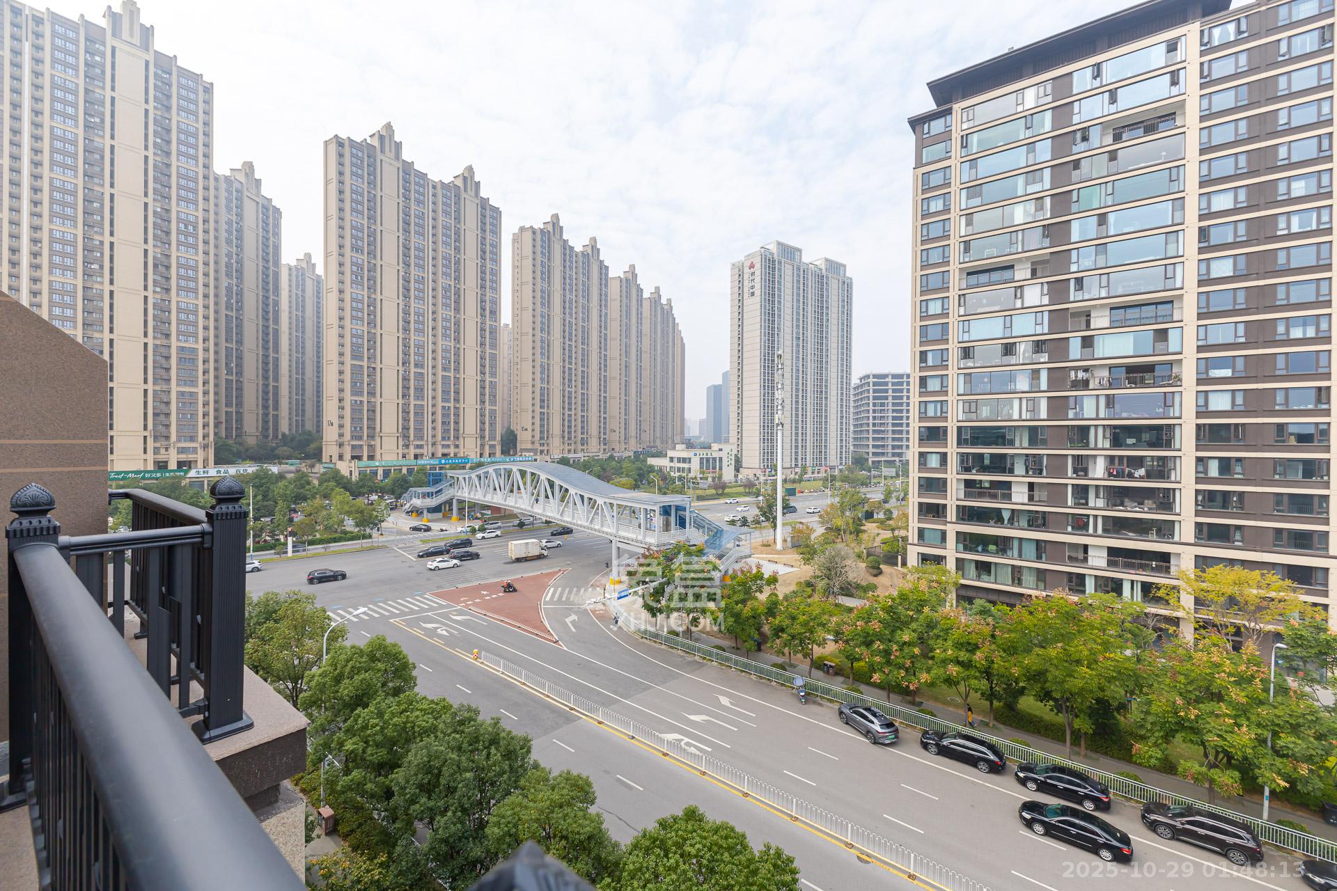 时代建发和著  6室2厅5卫    498.0万 时代建发和著  6室2厅5卫    498.0万其他