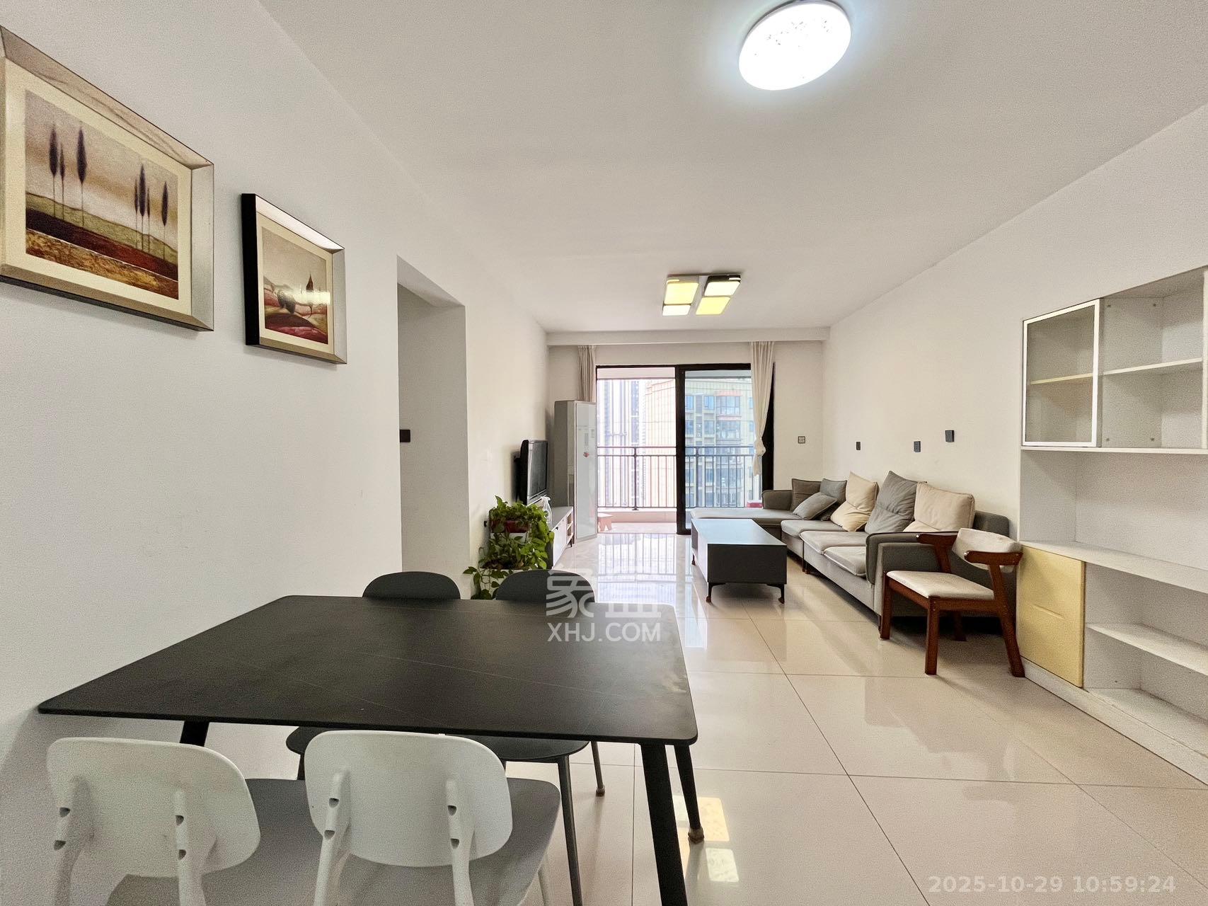 中国铁建梅溪青秀三期  3室2厅2卫    2800.0元/月 中国铁建梅溪青秀三期  3室2厅2卫    2800.0元/月室内图