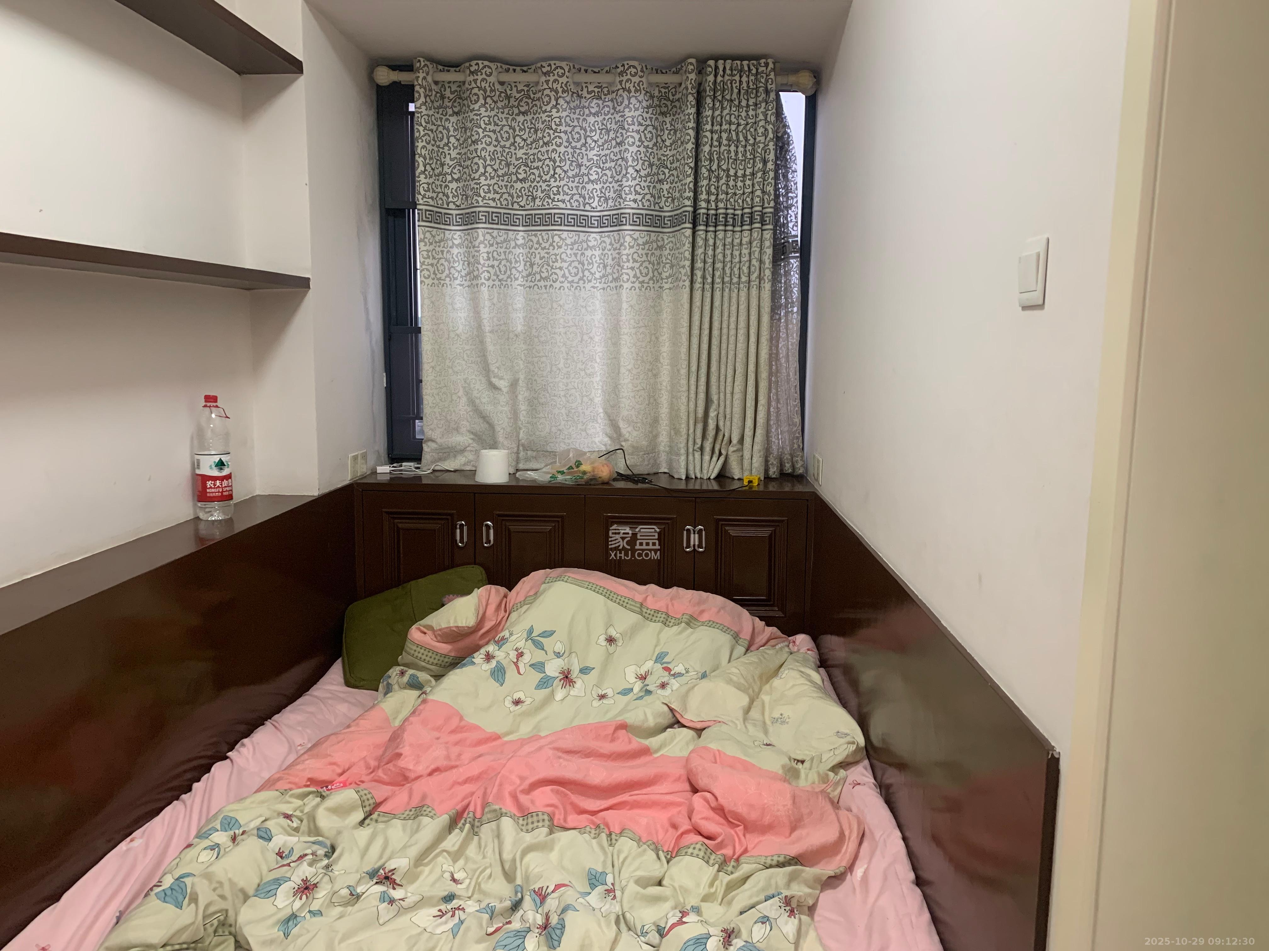 中建芙蓉工社  2室1厅1卫    1500.0元/月 中建芙蓉工社  2室1厅1卫    1500.0元/月室内图