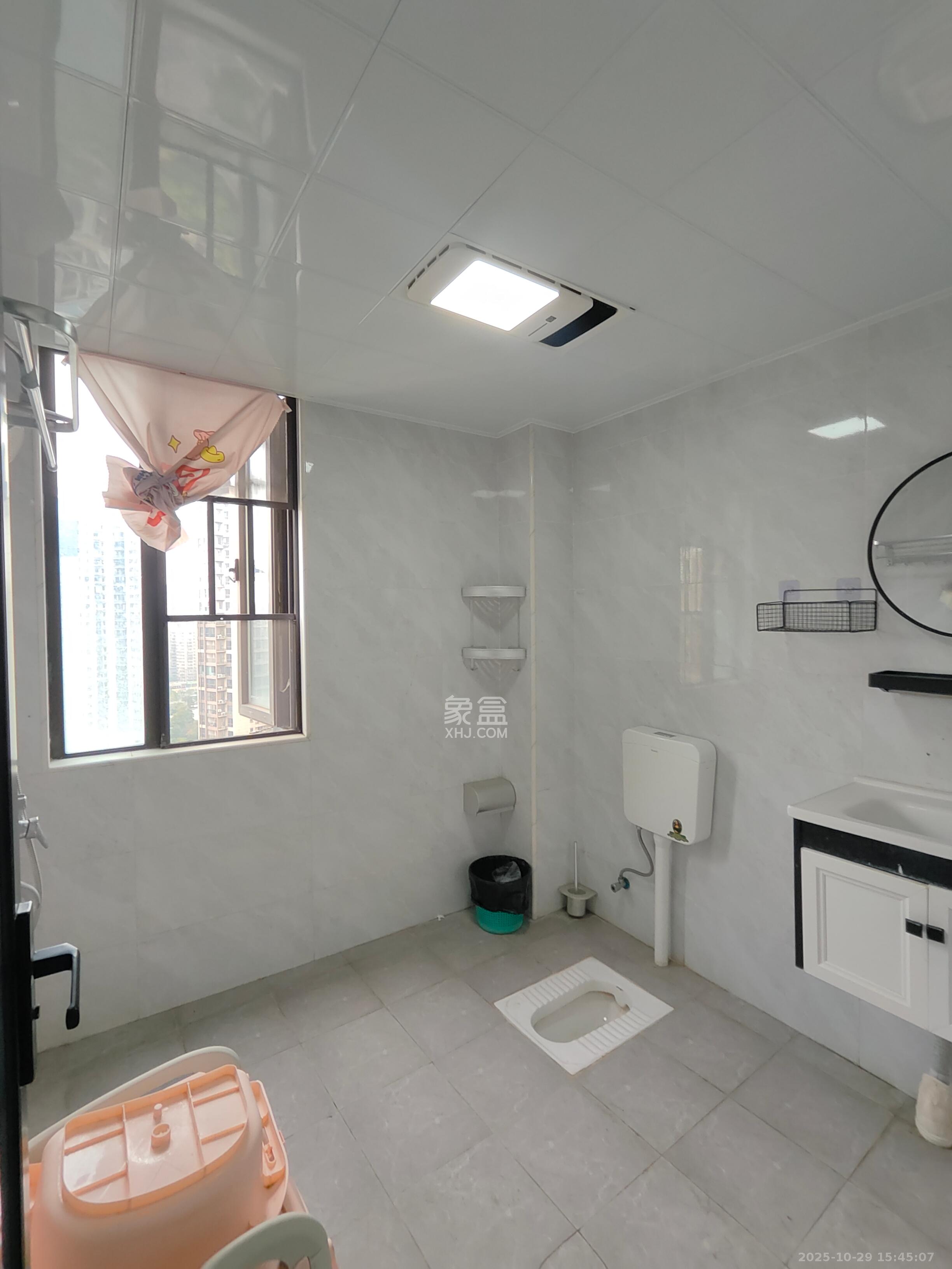 长燃润和天地（长润小区印湘江）  4室2厅2卫    2400.0元/月室内图