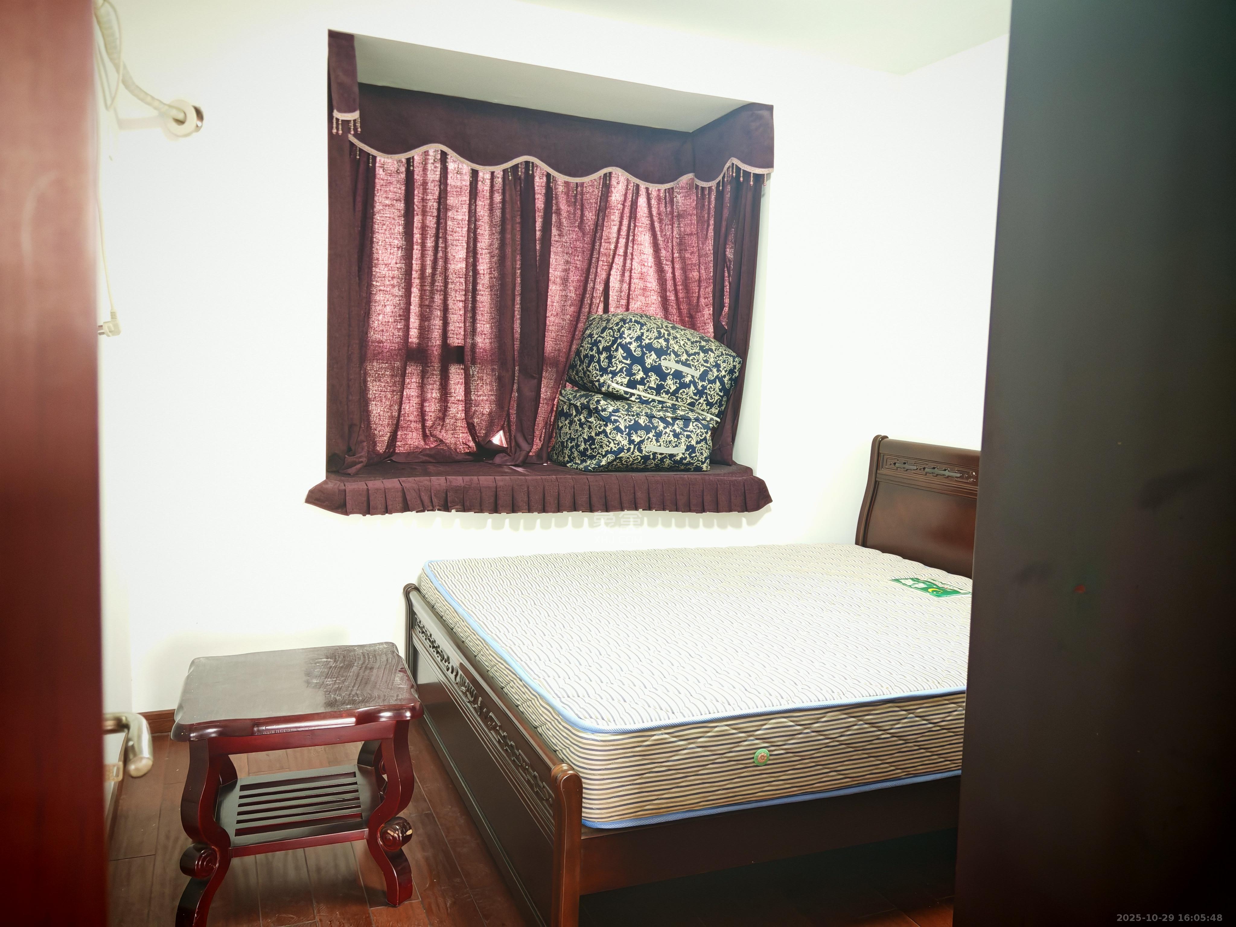 谷峰小区  2室1厅1卫    1500.0元/月室内图