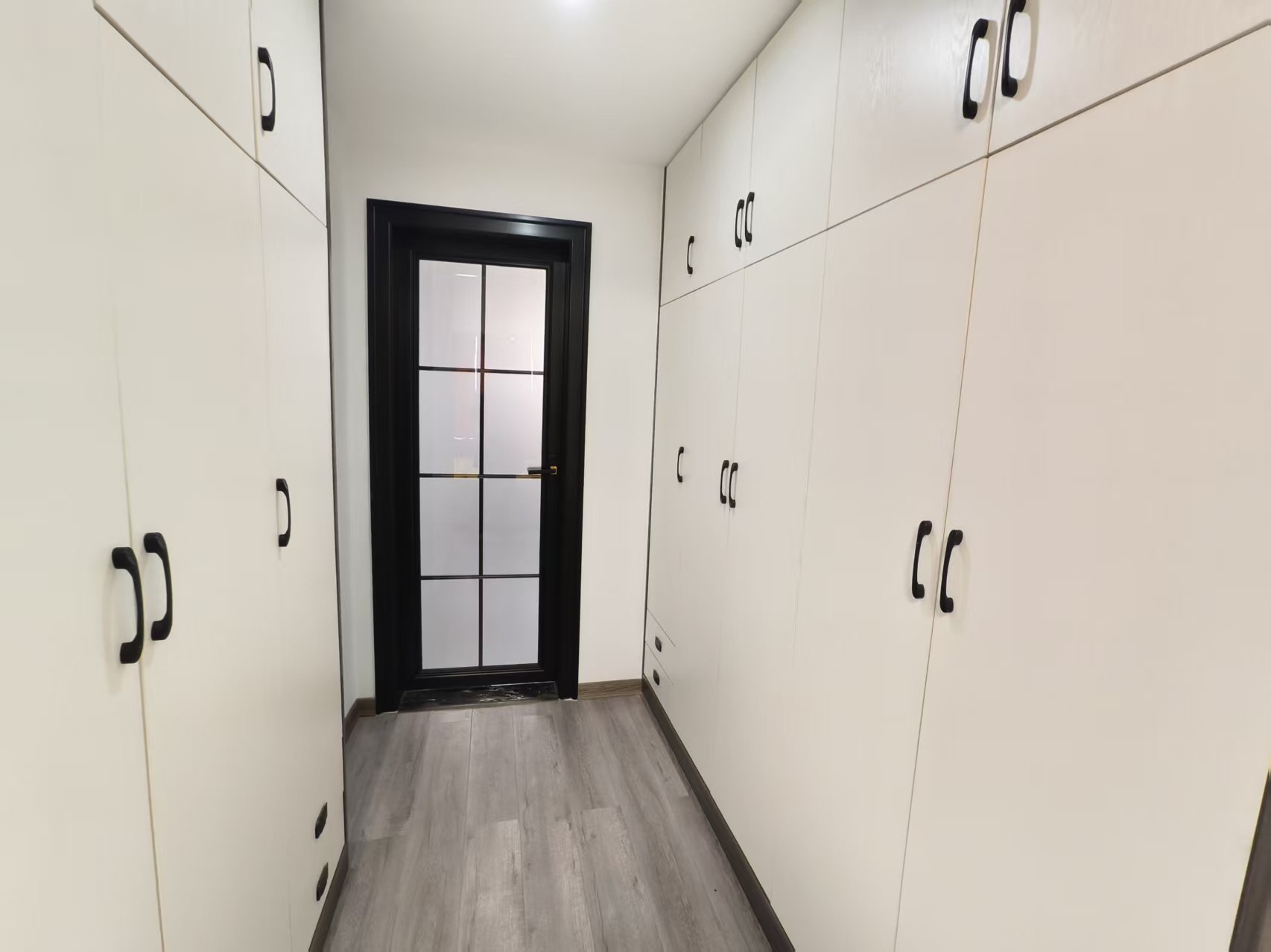 创发城1938 3室2厅2卫 2500.0元/月 创发城1938 3室2厅2卫 2500.0元/月室内图