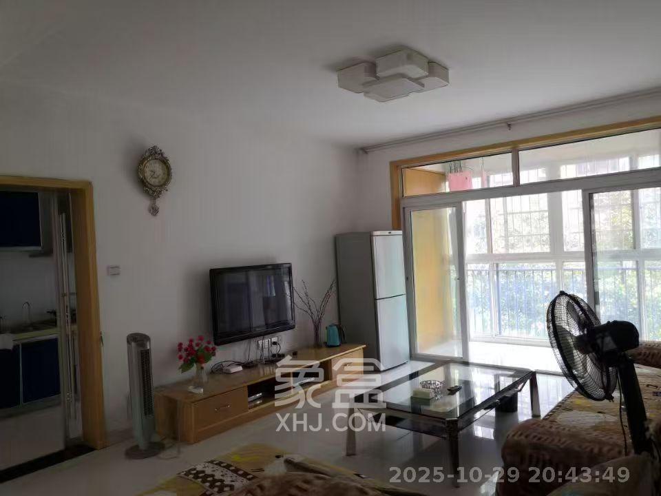 生活艺术城  3室2厅2卫    2300.0元/月室内图