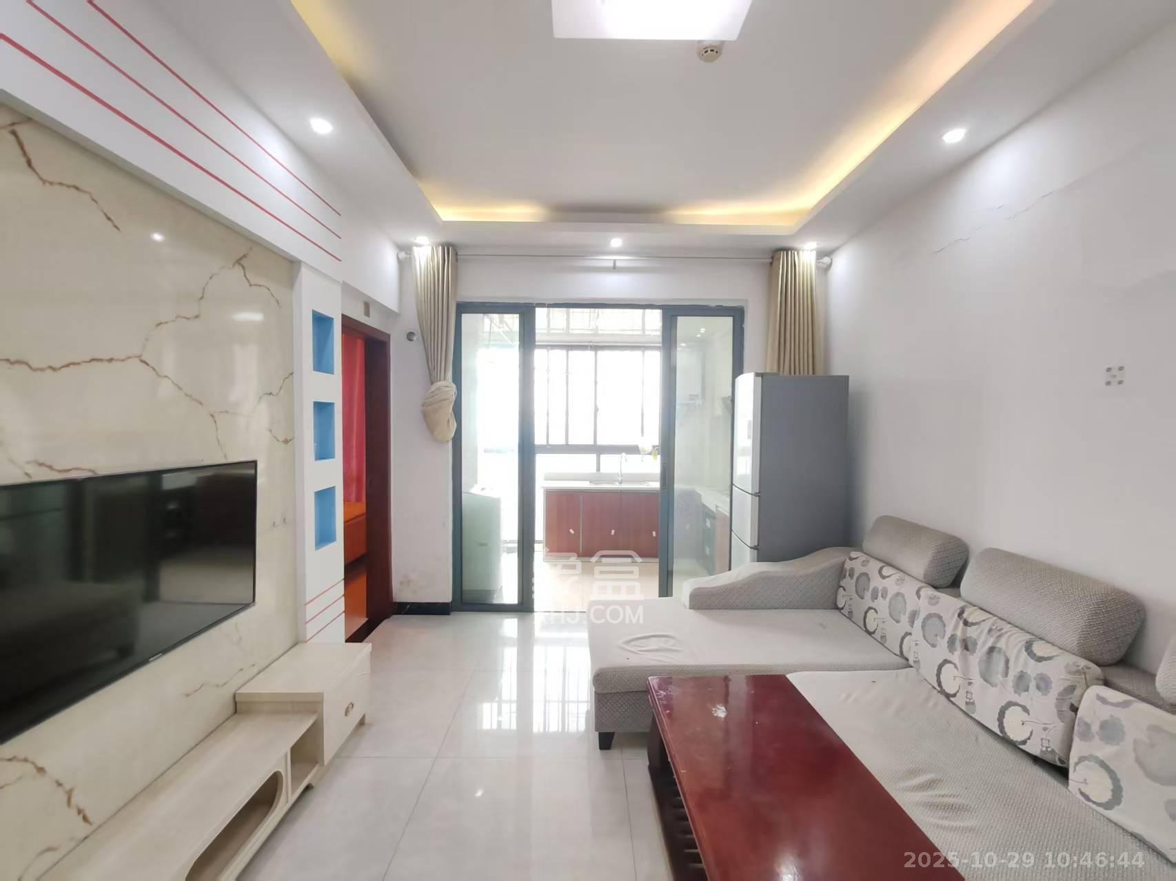 中欣楚天雅郡  1室1厅1卫    1550.0元/月室内图