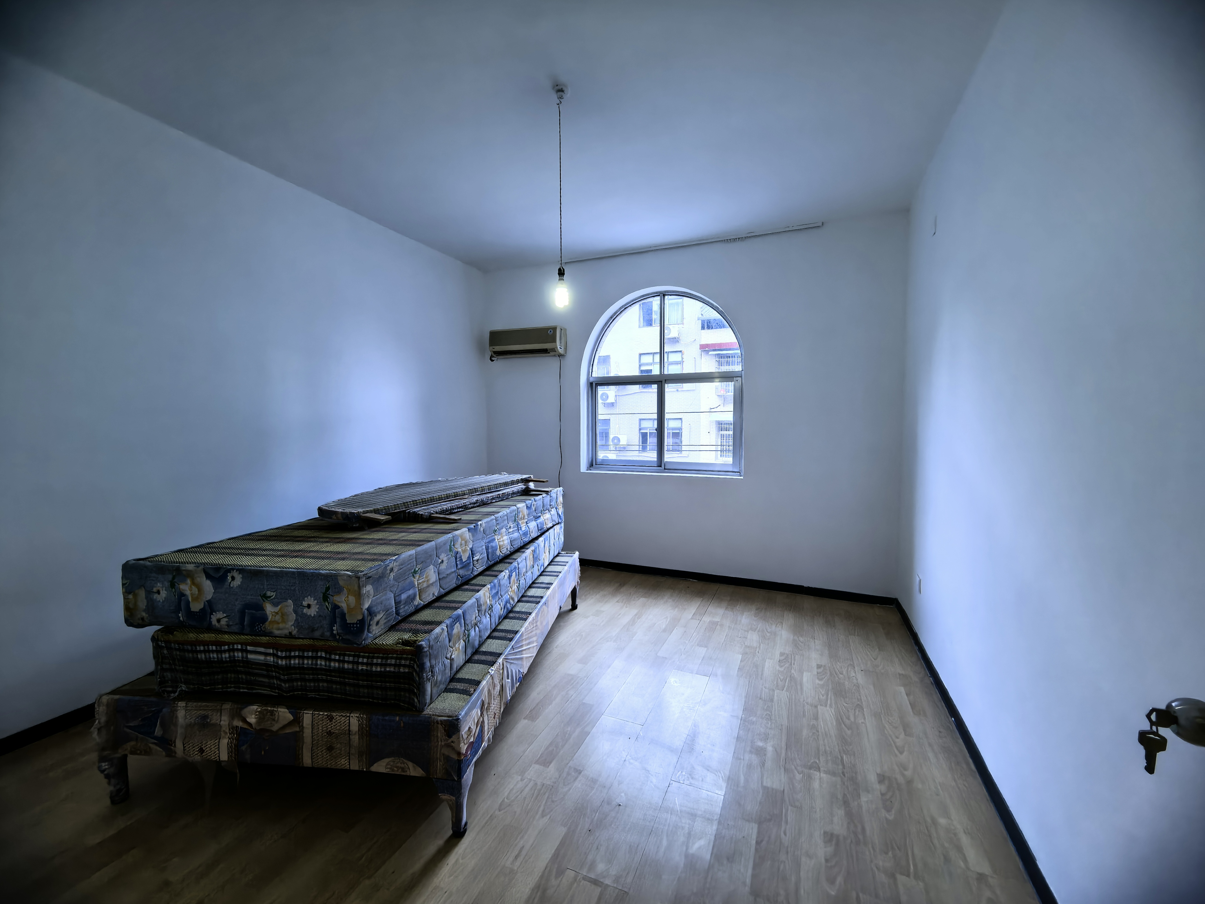 南庄新村  2室2厅1卫    600.0元/月 南庄新村  2室2厅1卫    600.0元/月室内图