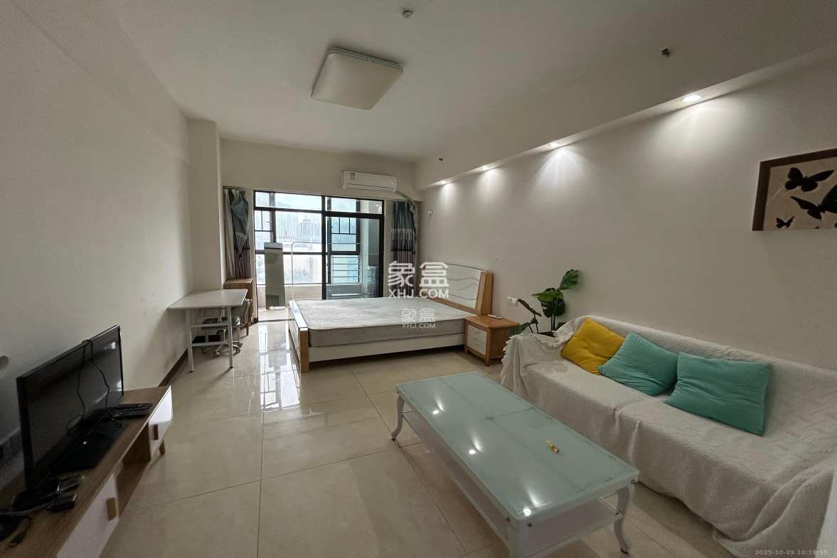 梅溪国际公寓(步步高新天地) 1室1厅1卫 1450.0元/月 梅溪国际公寓(步步高新天地) 1室1厅1卫 1450.0元/月室内图