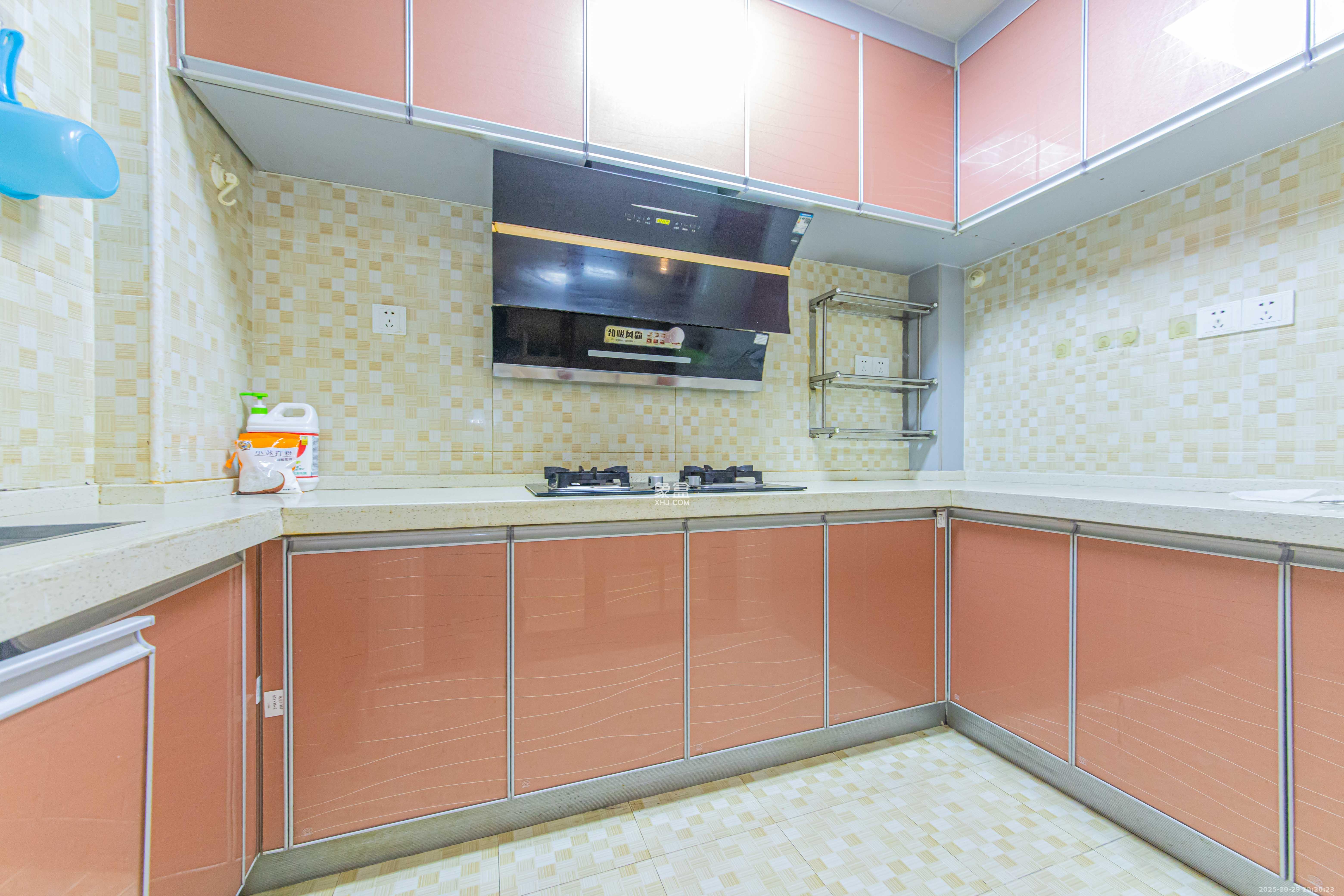 夏威夷碧水春城（碧桂园城市花园）  3室2厅1卫    2300.0元/月室内图