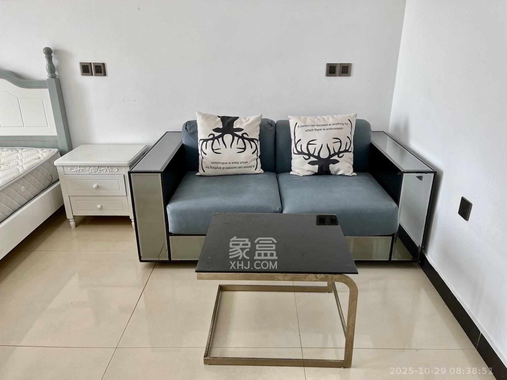 北辰三角洲E4区  1室1厅1卫    2000.0元/月 北辰三角洲E4区  1室1厅1卫    2000.0元/月室内图